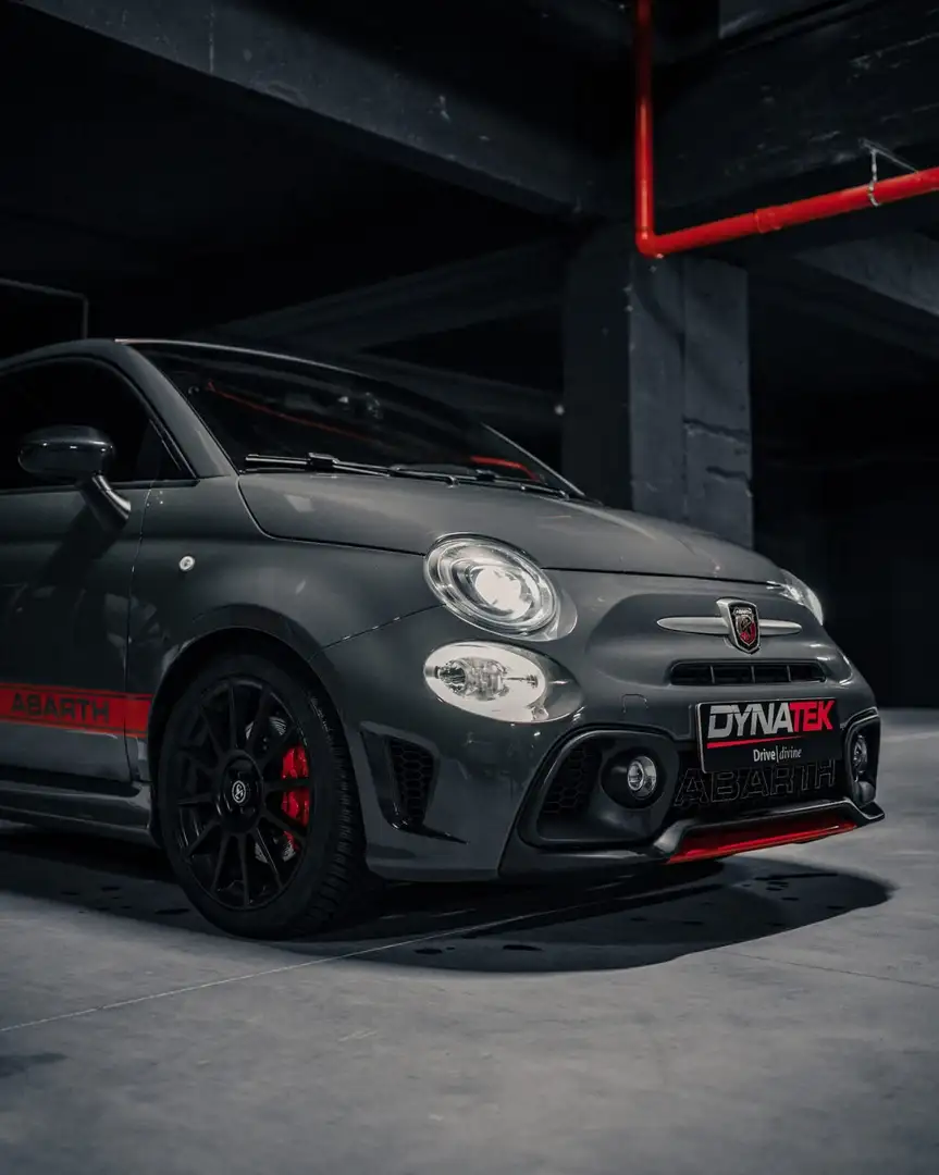 Abarth 695 1.4 T-Jet XSR Yamaha Limited Edition - 1