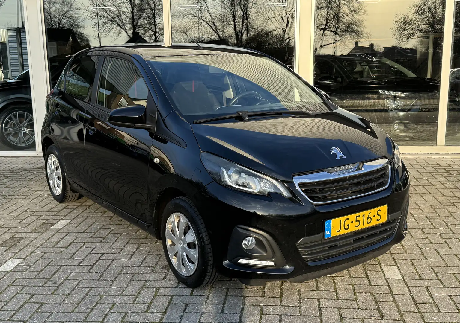 Peugeot 108 1.0 e-VTi Active- 5 Drs - Airco - Dealer onderhoud Schwarz - 2