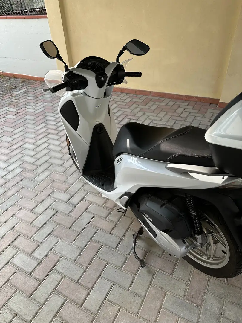 Honda SH 150i Blanc - 2