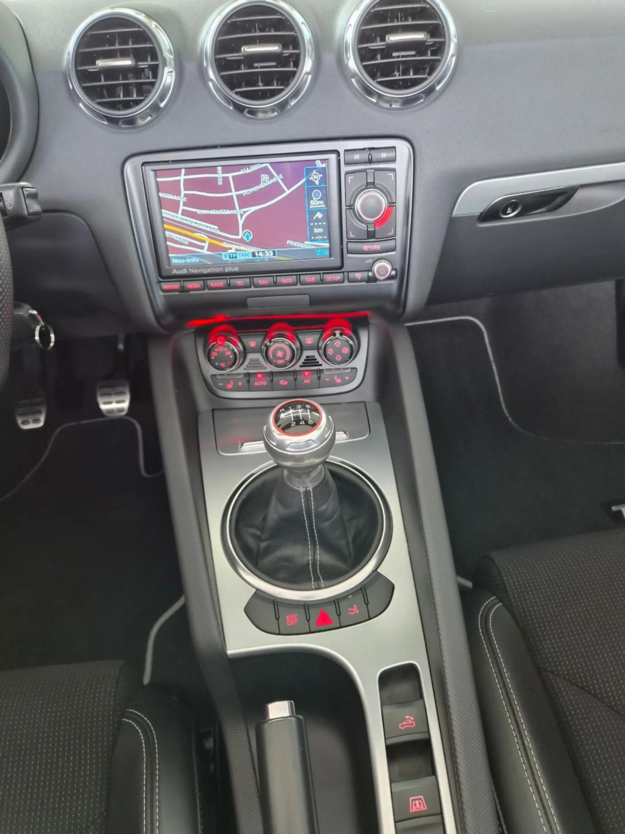 Audi TT 2.0 TFSI Roadster S-LINE XENON/NAVI/AMBIENTE — photo 14