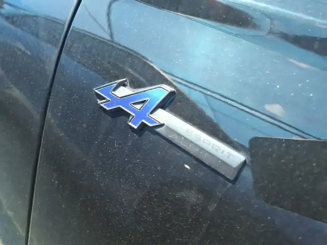 Renault Austral view 5