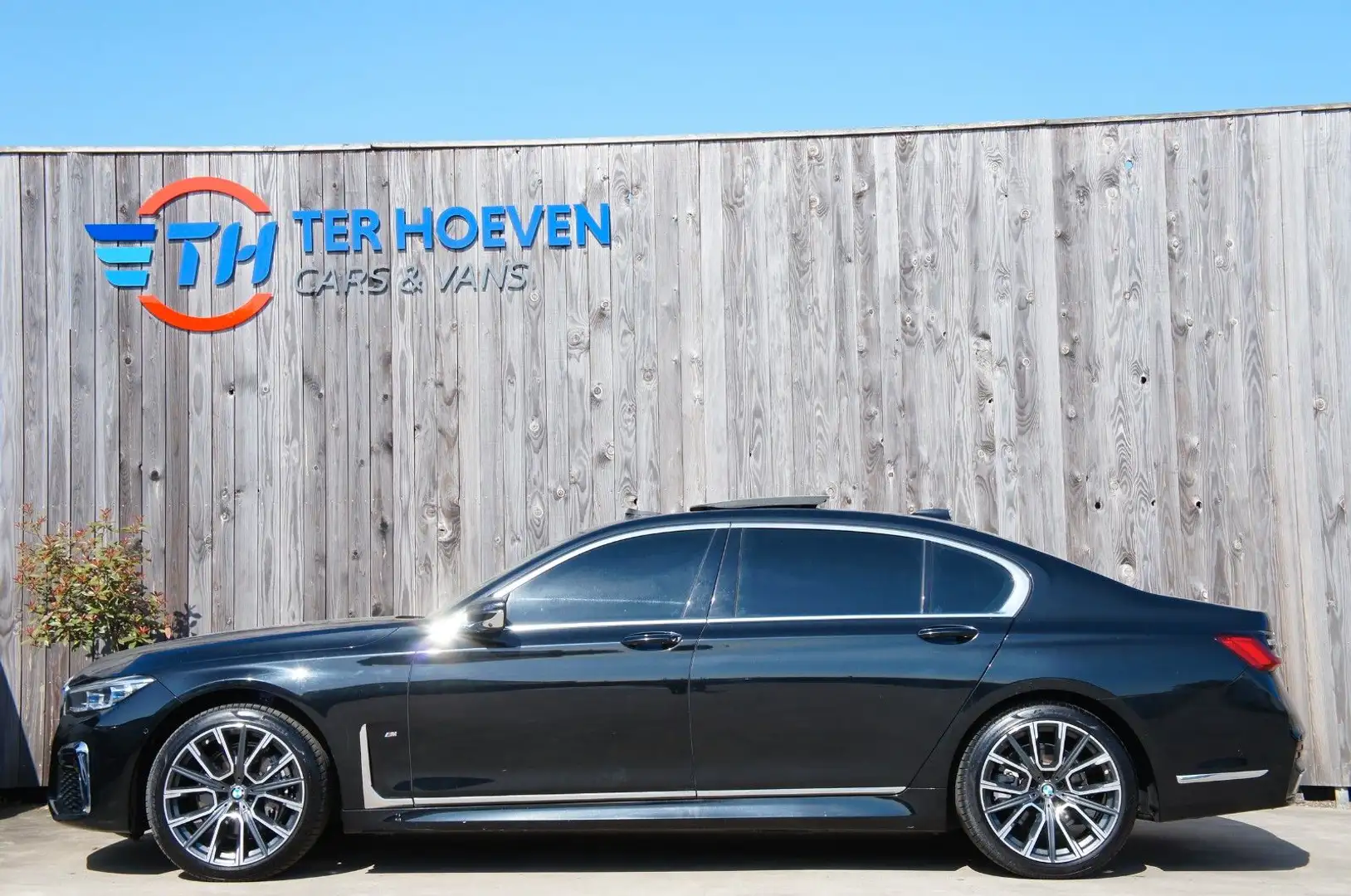 BMW 730 Ld xDrive M-Paket! TV! Massage Voll! 210KW E6 Fekete - 1