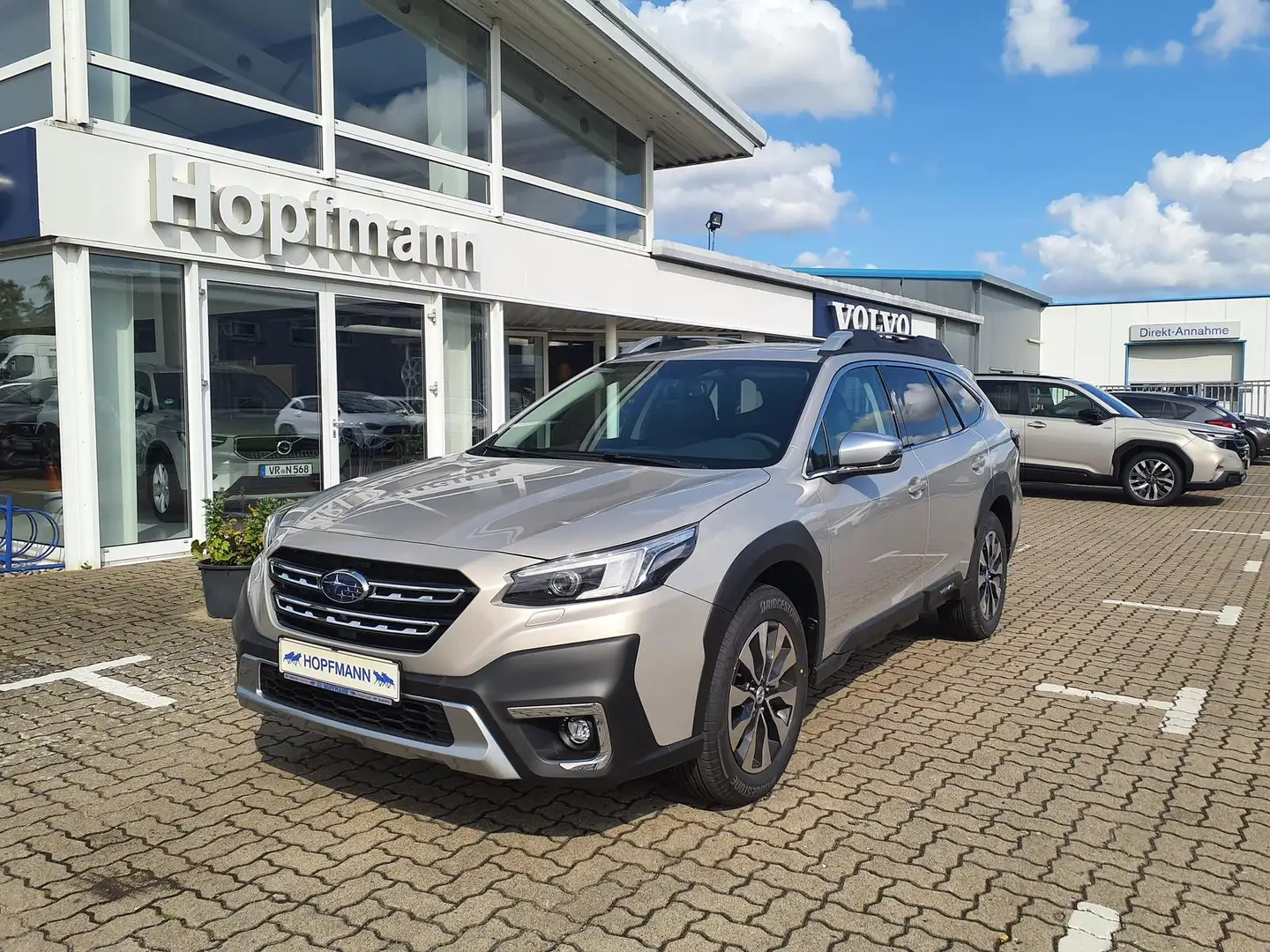 Subaru OUTBACK Subaru Outback 2.5i Aut. AWD Platinum/ACC/Schiebed Золотистый - 1