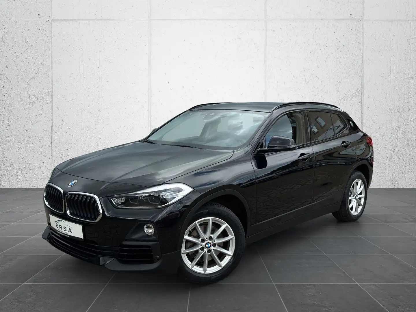 BMW X2 sDrive18i Advantage Aut.*ShadowLine*Navi*Sitzheiz Noir - 1