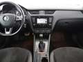 Skoda Octavia Scout 2.0 TDI 4x4 Aut XENON AHK LEDER NAV Schwarz - thumbnail 11