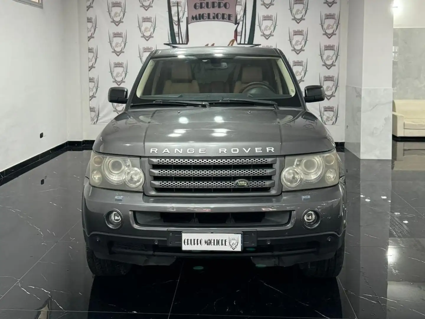 Land Rover Range Rover Sport Range Rover Sport 2.7 tdV6 HSE auto Grijs - 1