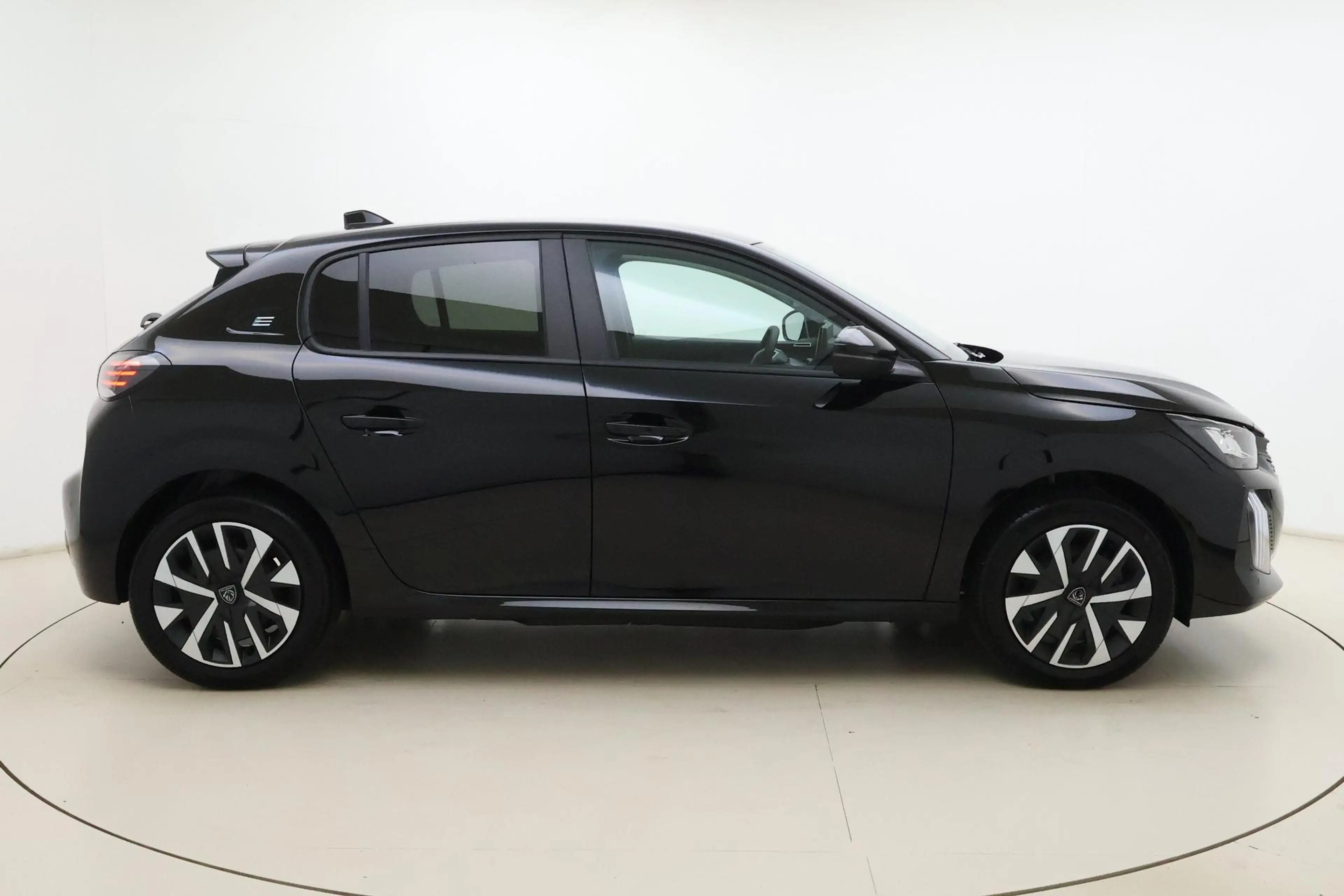 Peugeot e-208 EV Allure 50 kWh 136pk | Navigatie | Climate Contr — photo 9