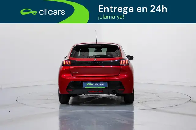 Peugeot 208 view 4