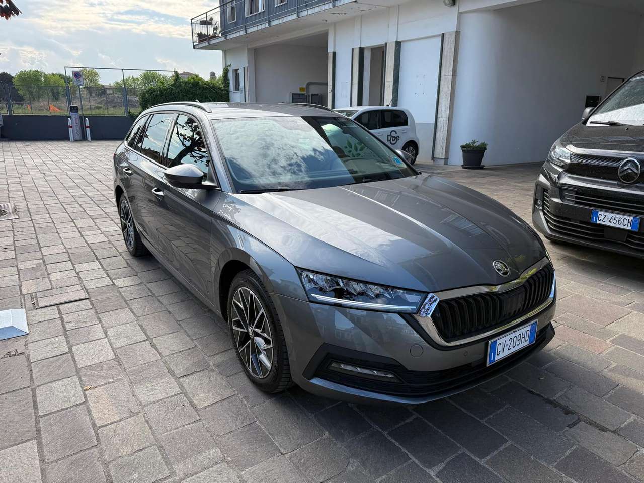 Skoda Octavia Octavia IV 2020 Wagon Wagon 2.0 tdi evo Style 150cv dsg