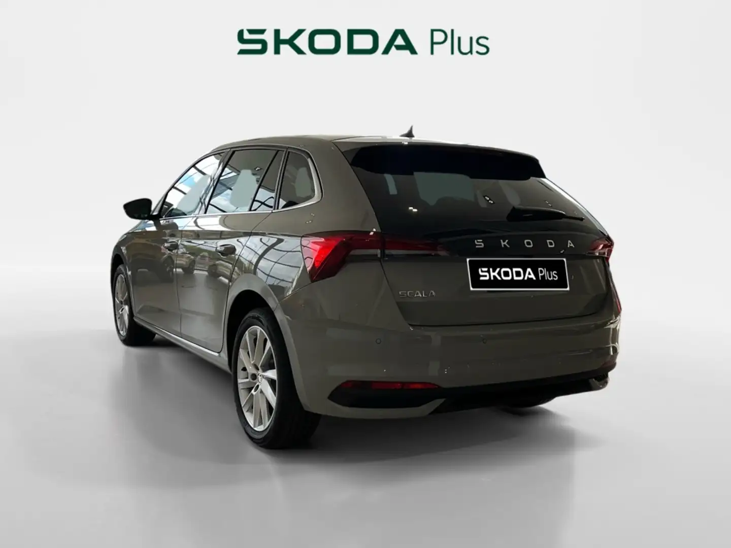 Skoda Scala BERLINA CON PORTON 1.0 TSI 85KW SELECTION 115 5P Grigio - 2