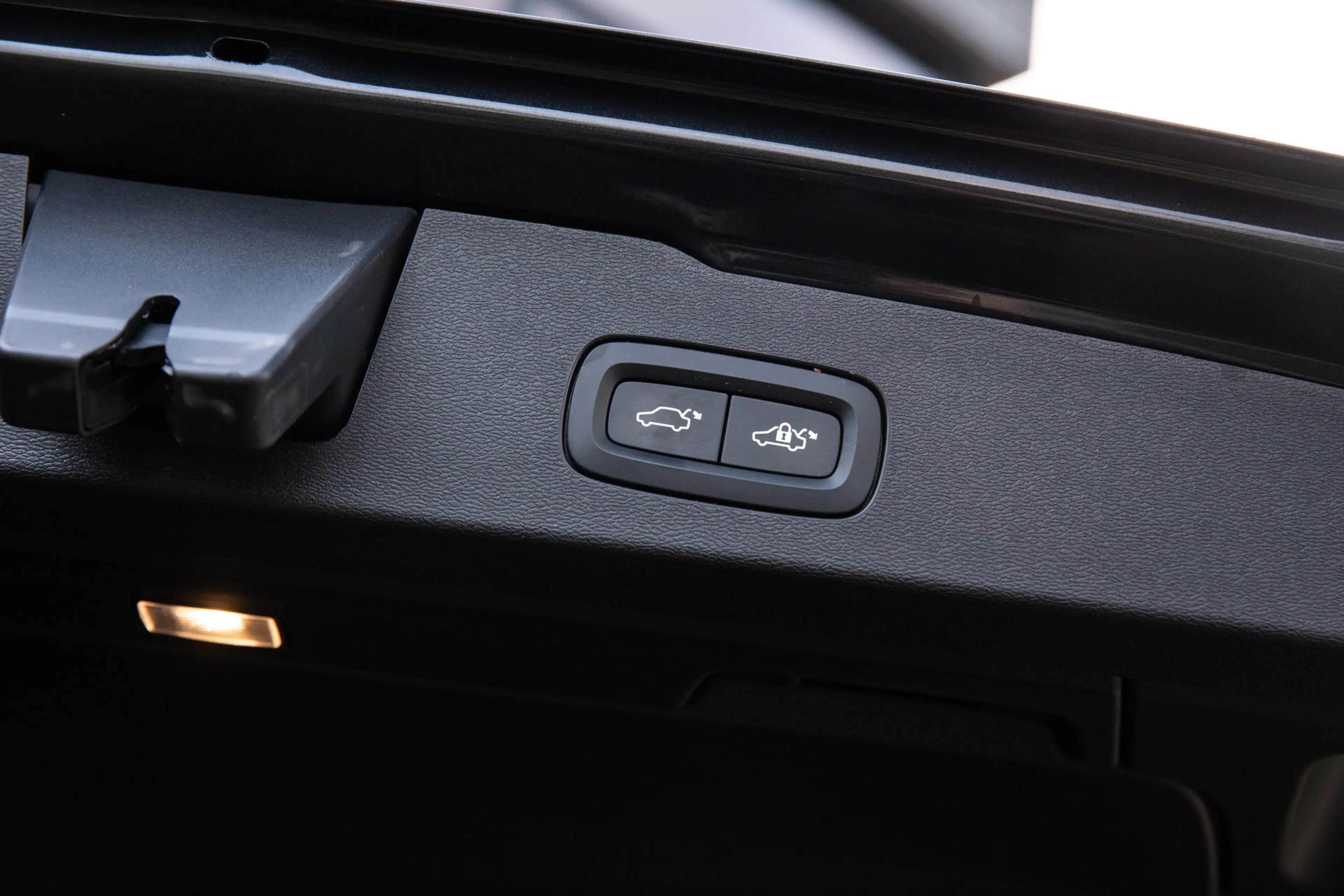 Volvo V60 Cross Country 2.0 T5 AWD Pro , Panoramadak, Harman/Kardon, Adap. — photo 33