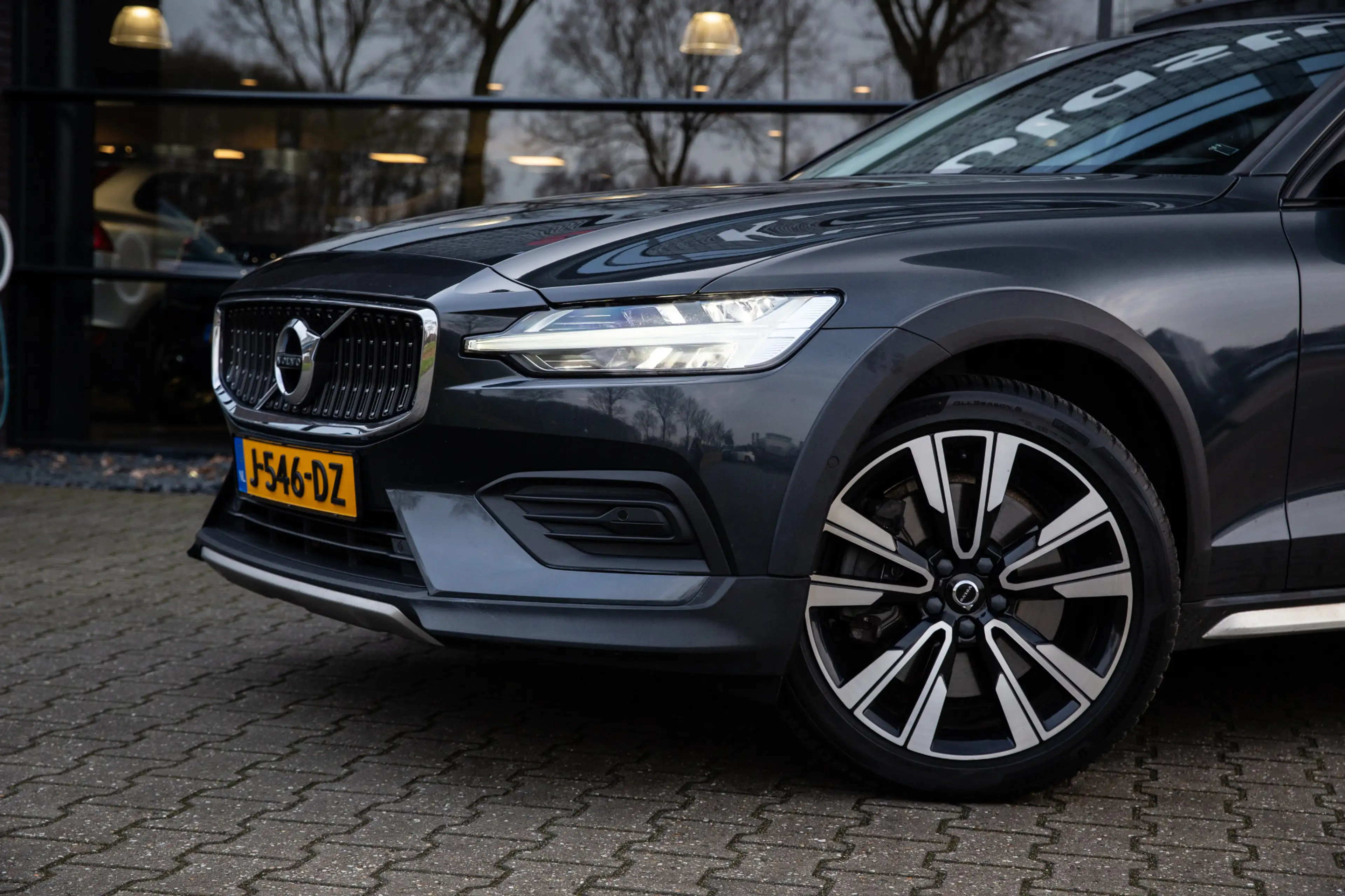 Volvo V60 Cross Country 2.0 T5 AWD Pro , Panoramadak, Harman/Kardon, Adap. — photo 8