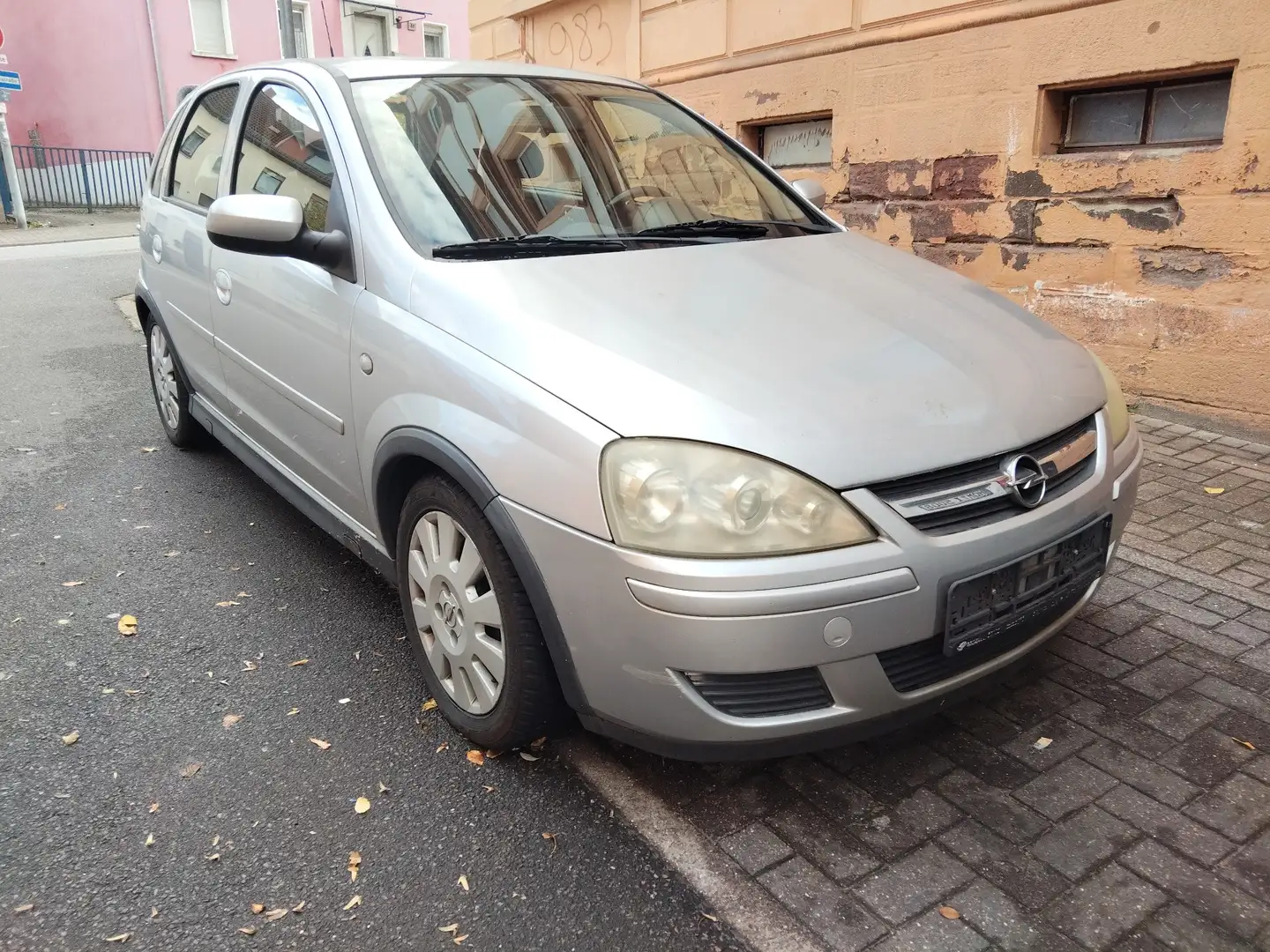 Opel Corsa 1.2 16V Cosmo - 2