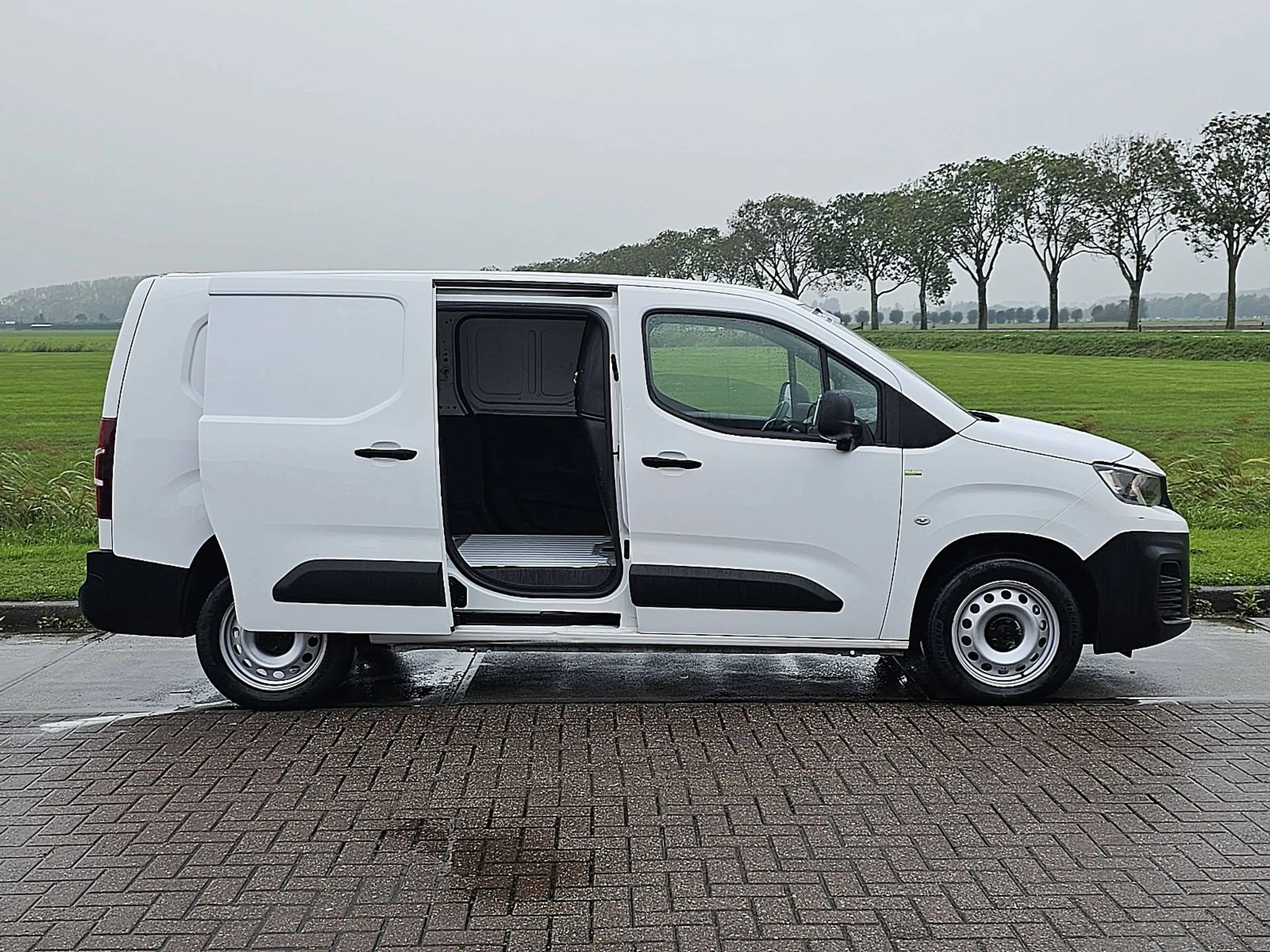 Peugeot Partner 1.5 L2 ac automaat EURO6 dubbele schuifdeur navi c — photo 12