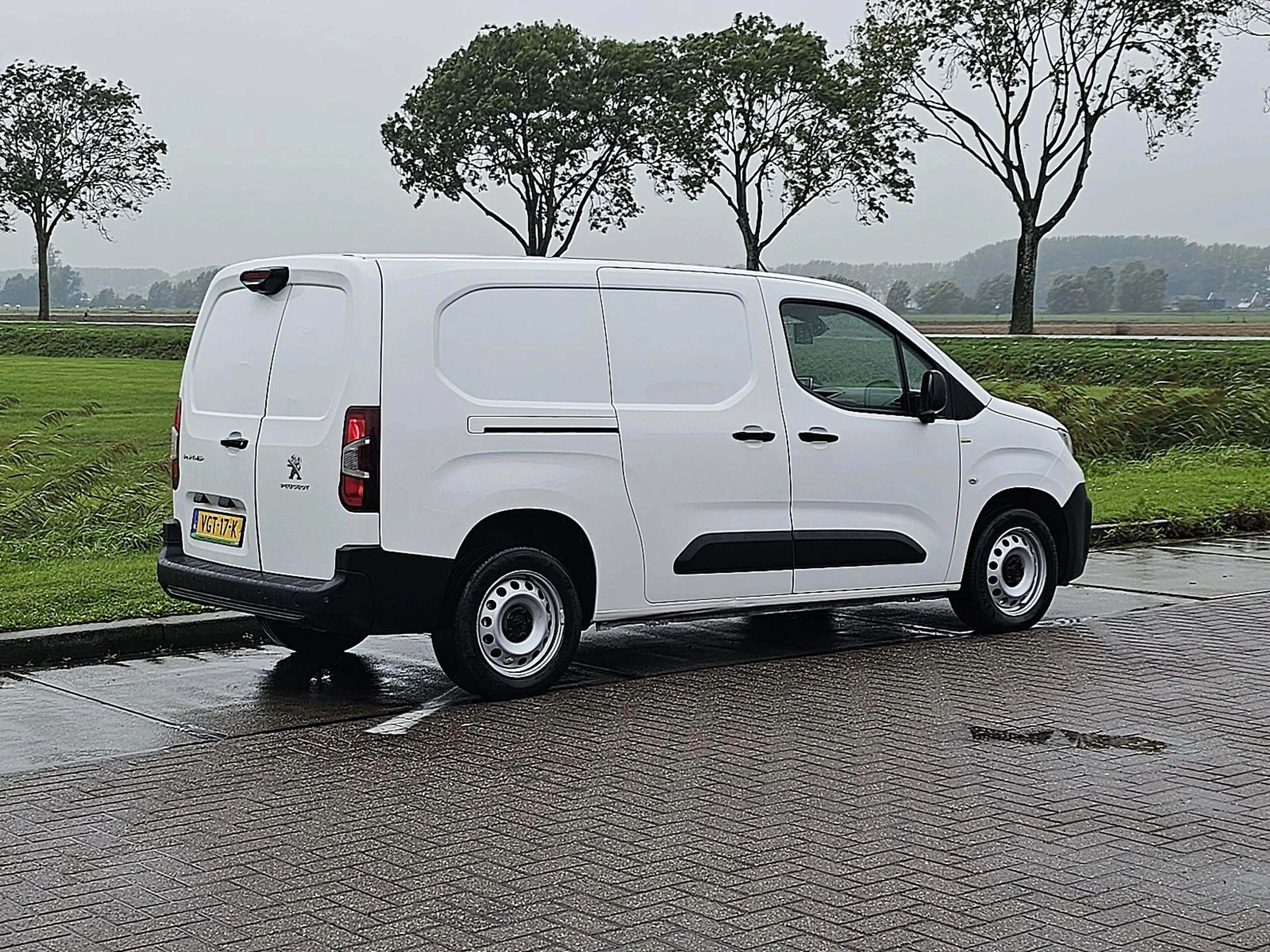 Peugeot Partner 1.5 L2 ac automaat EURO6 dubbele schuifdeur navi c — photo 3