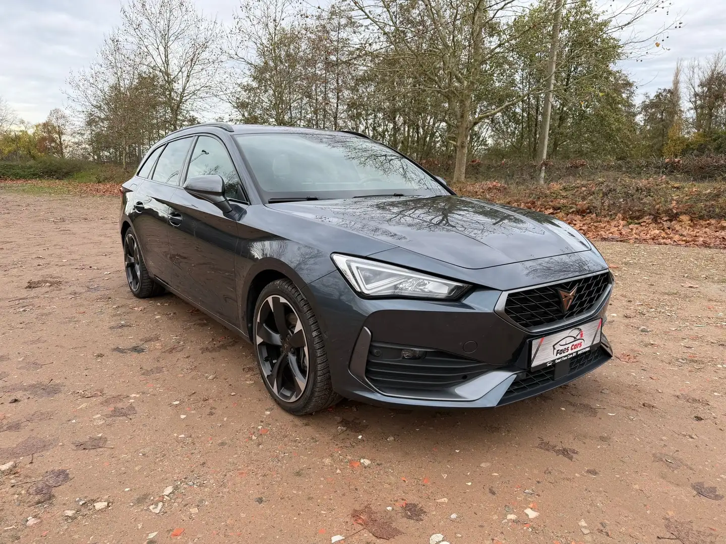 CUPRA Leon Leon Sportstourer 1.4 e-Hybrid Grijs - 1