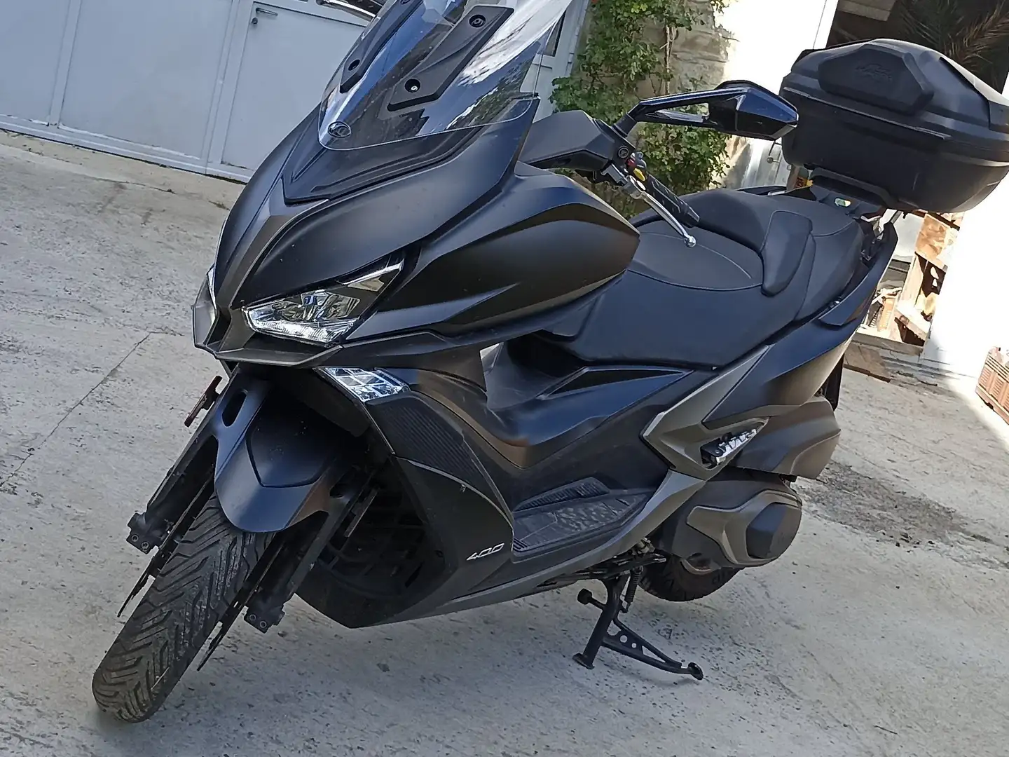 Kymco Xciting S 400i ABS crna - 2