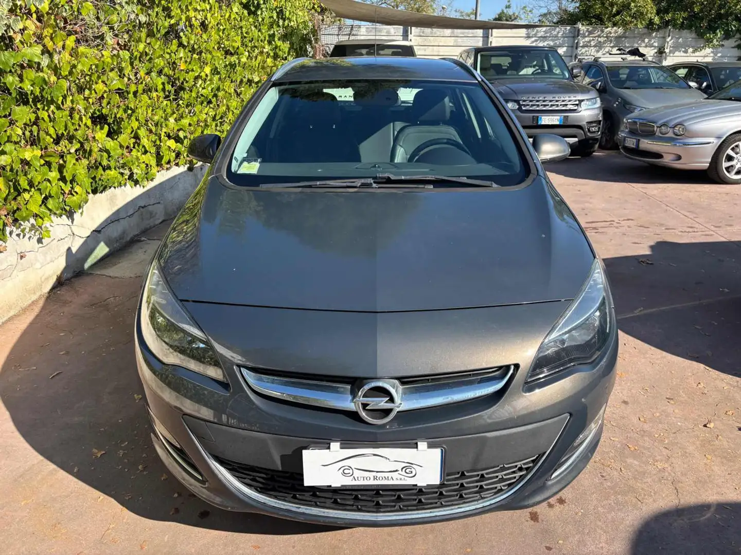 Opel Astra 1.7 CDTI 110CV EcoFLEX S&S Sports Tourer Cosmo Gris - 2