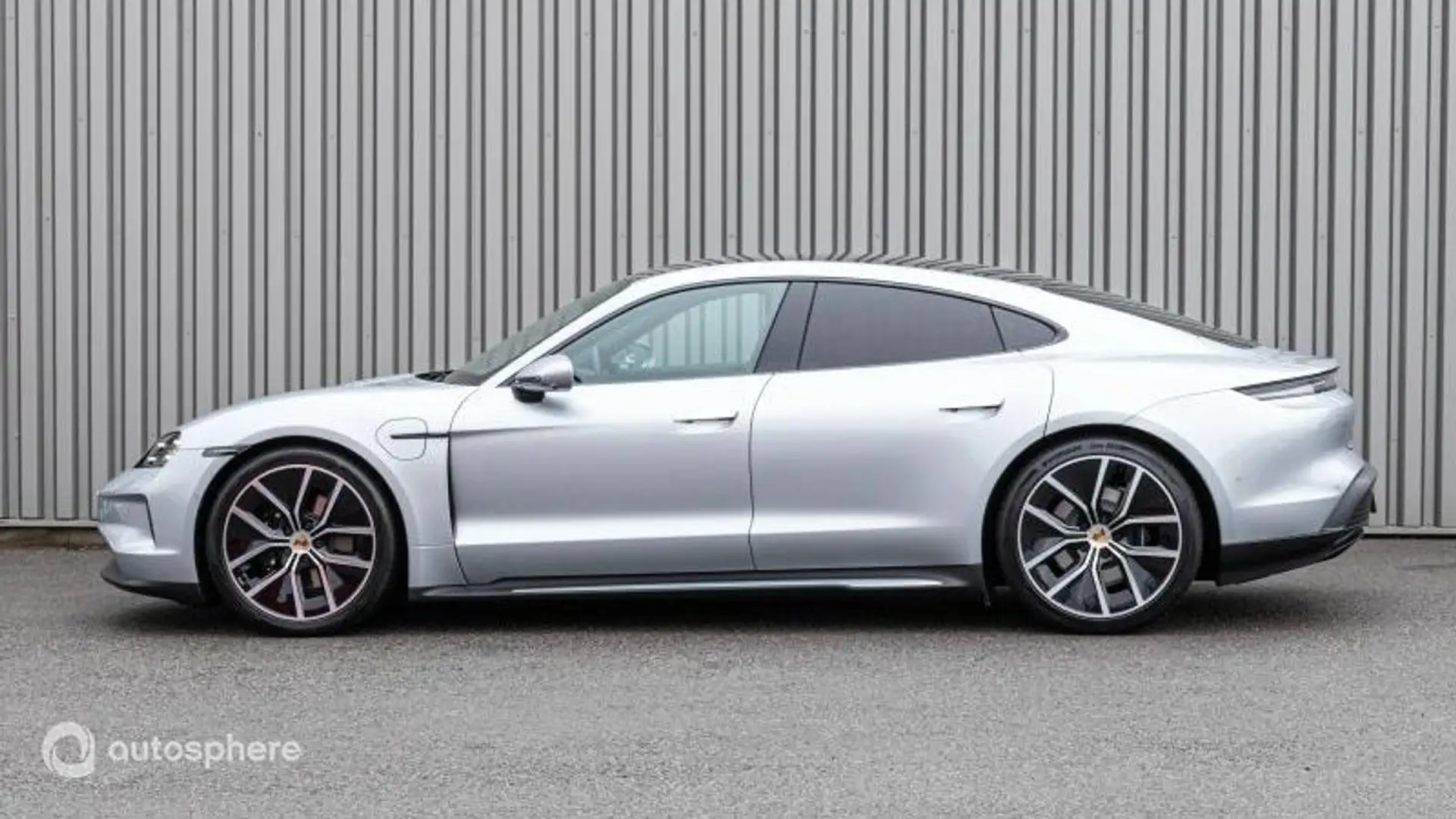 Porsche Taycan 598ch 4S avec batterie performance plus - 2