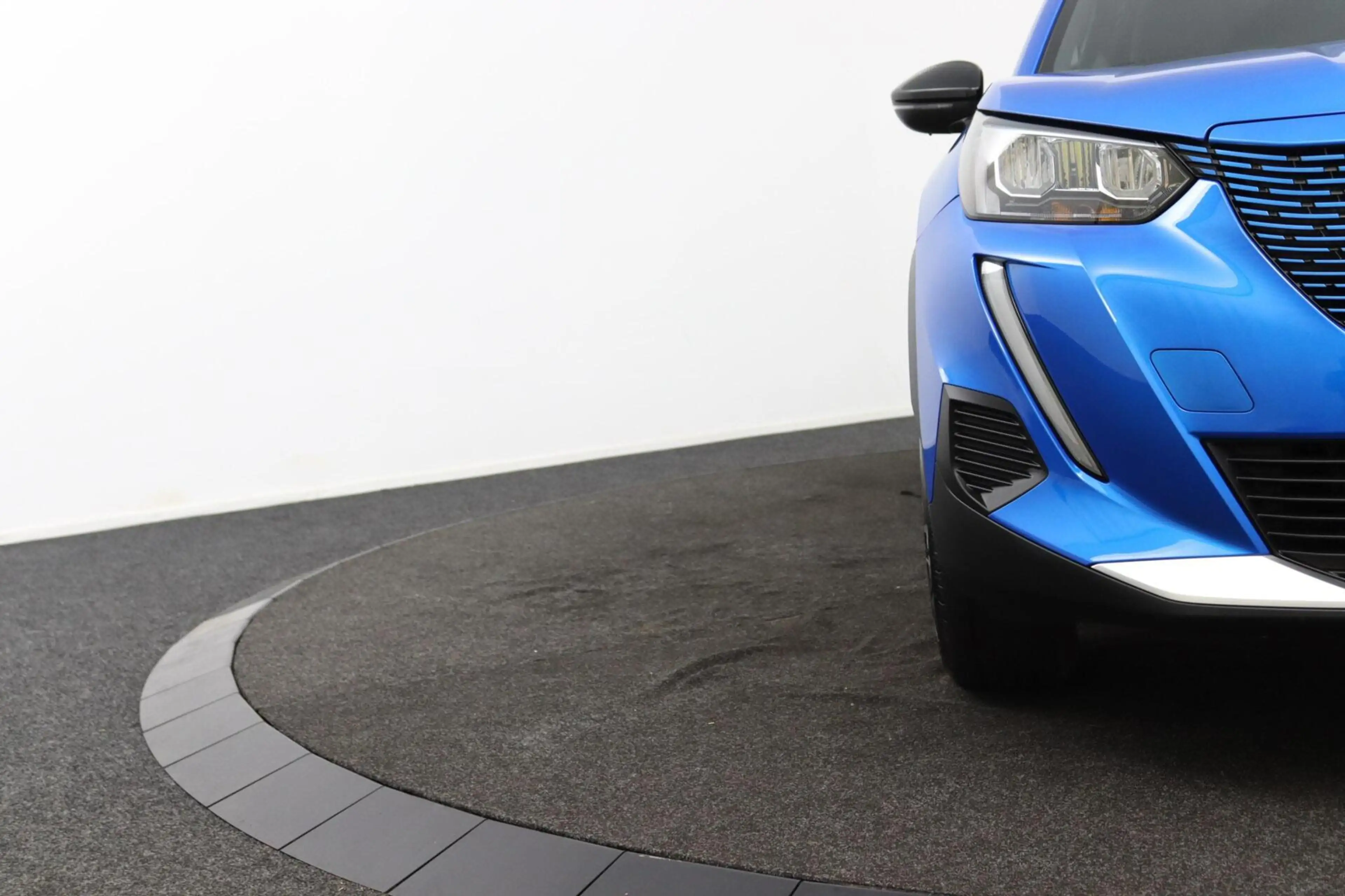 Peugeot e-2008 EV Active Pack 50 kWh | Stoelverwarming | — photo 30