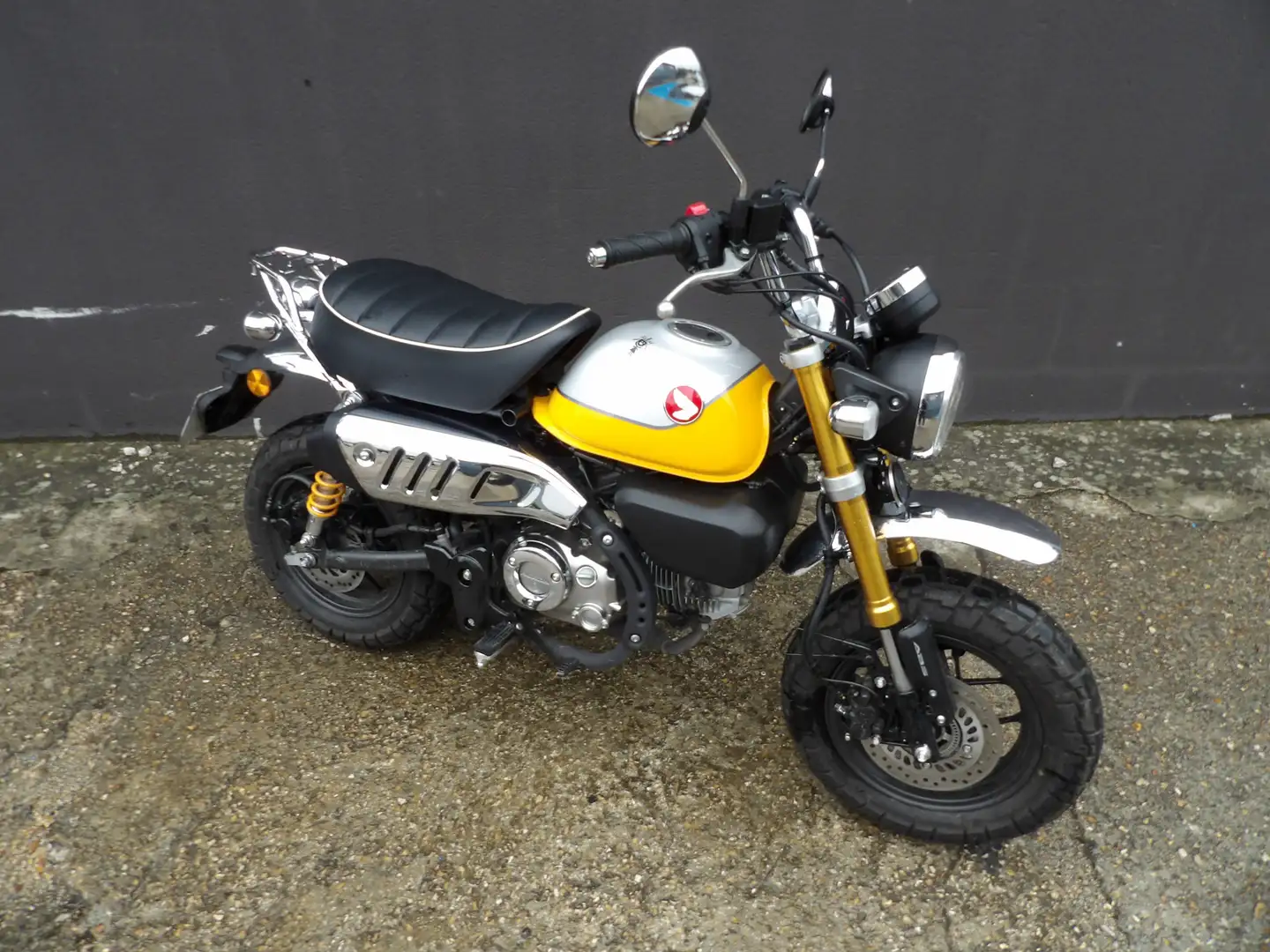 Honda Monkey 125 Jaune - 1