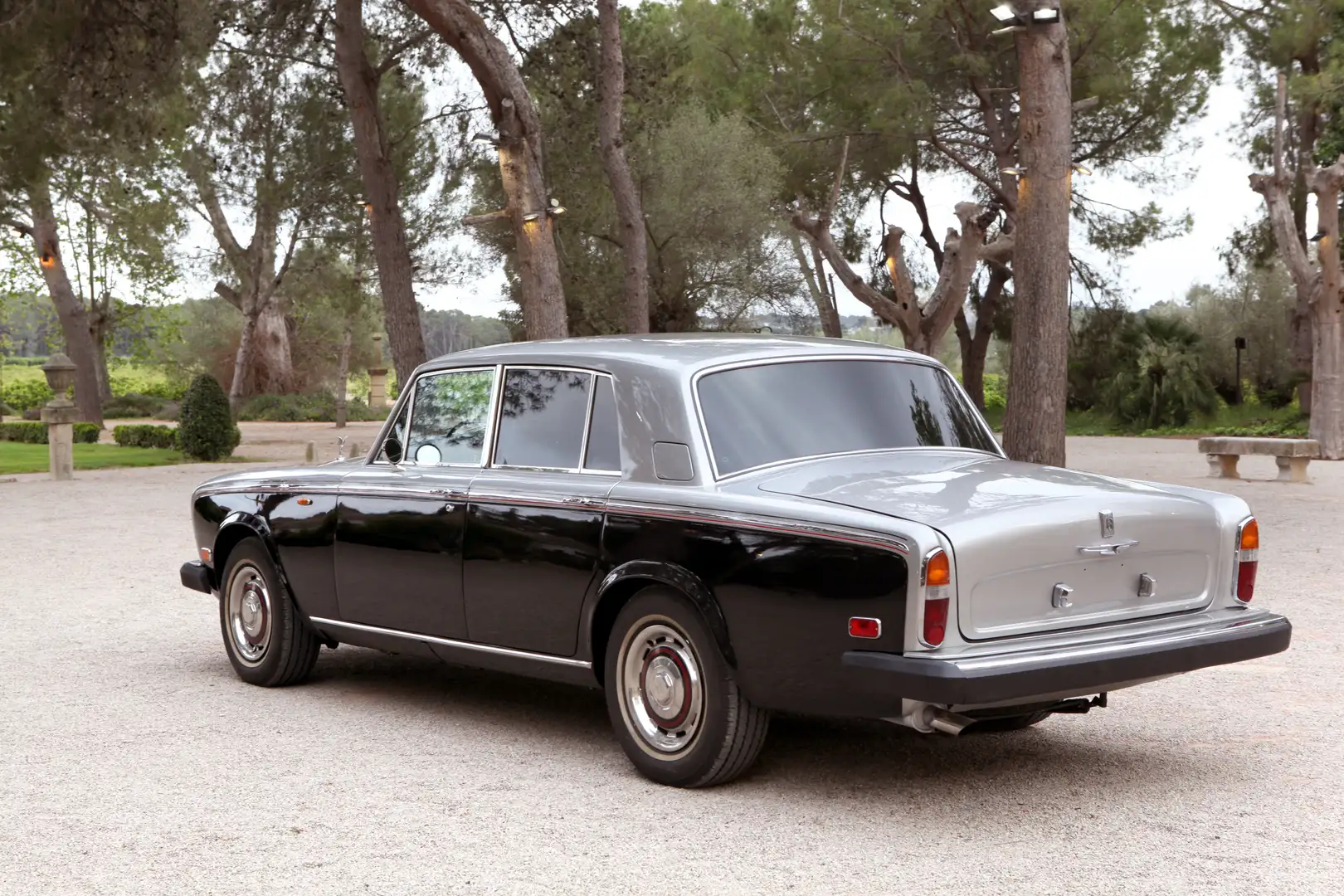 Rolls-Royce Silver Shadow Grau - 2