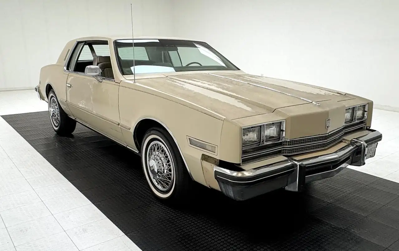 Oldsmobile Toronado Brougham 2 Door Hardtop, foto 7