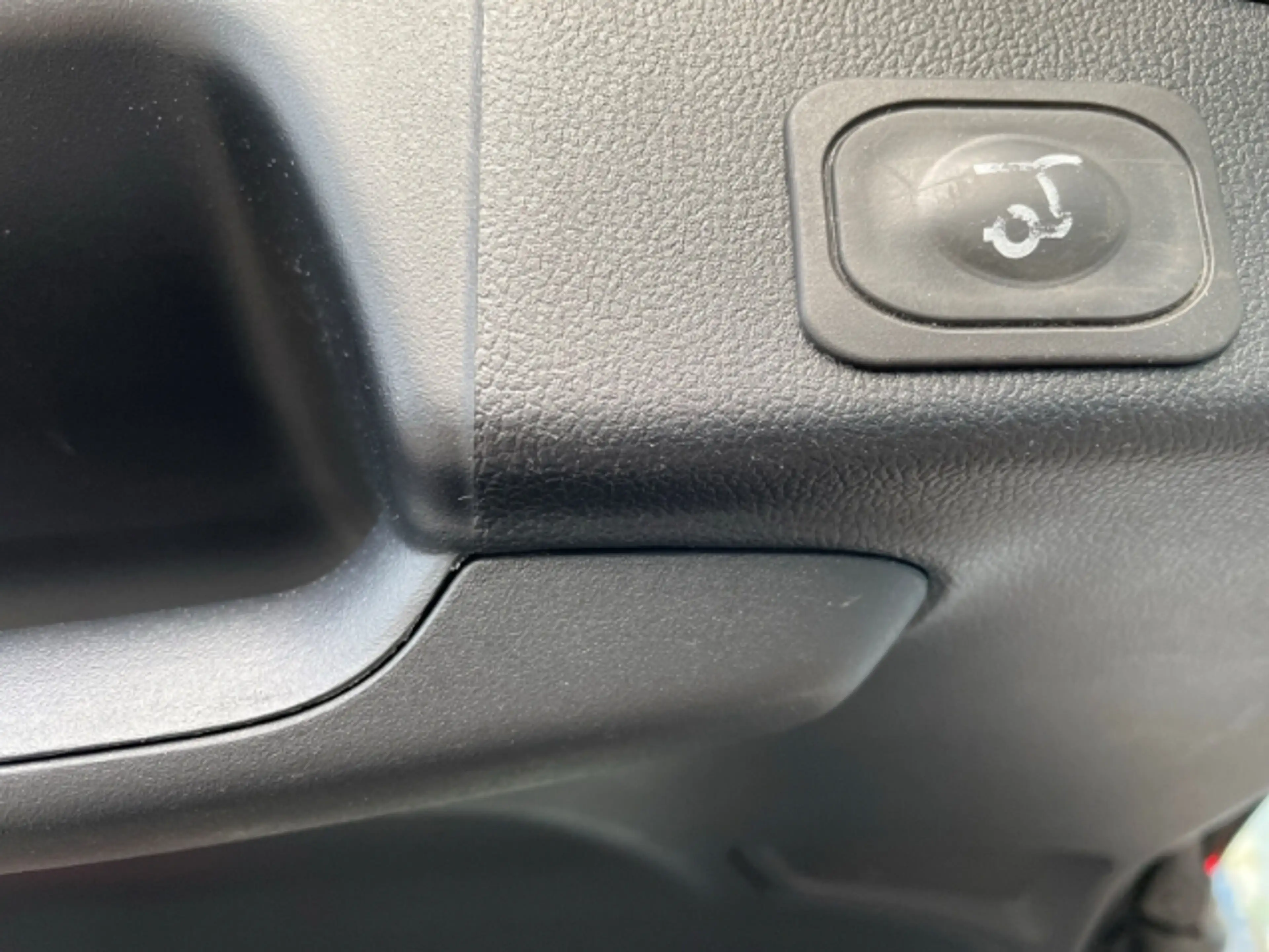 Ford Focus 1.0 EcoBoost Mild-Hybrid Titanium X Autom. — photo 7