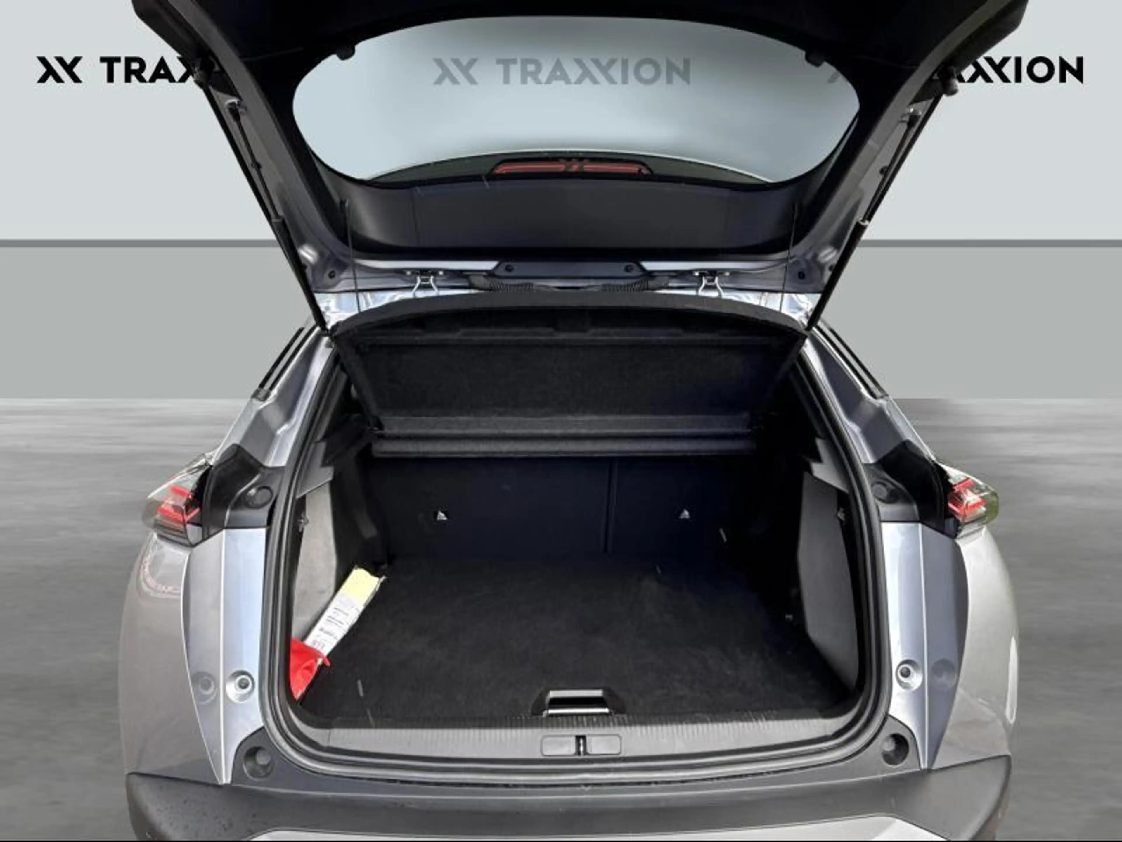 Peugeot 2008 Allure Hybrid 145 DSC6 — photo 10