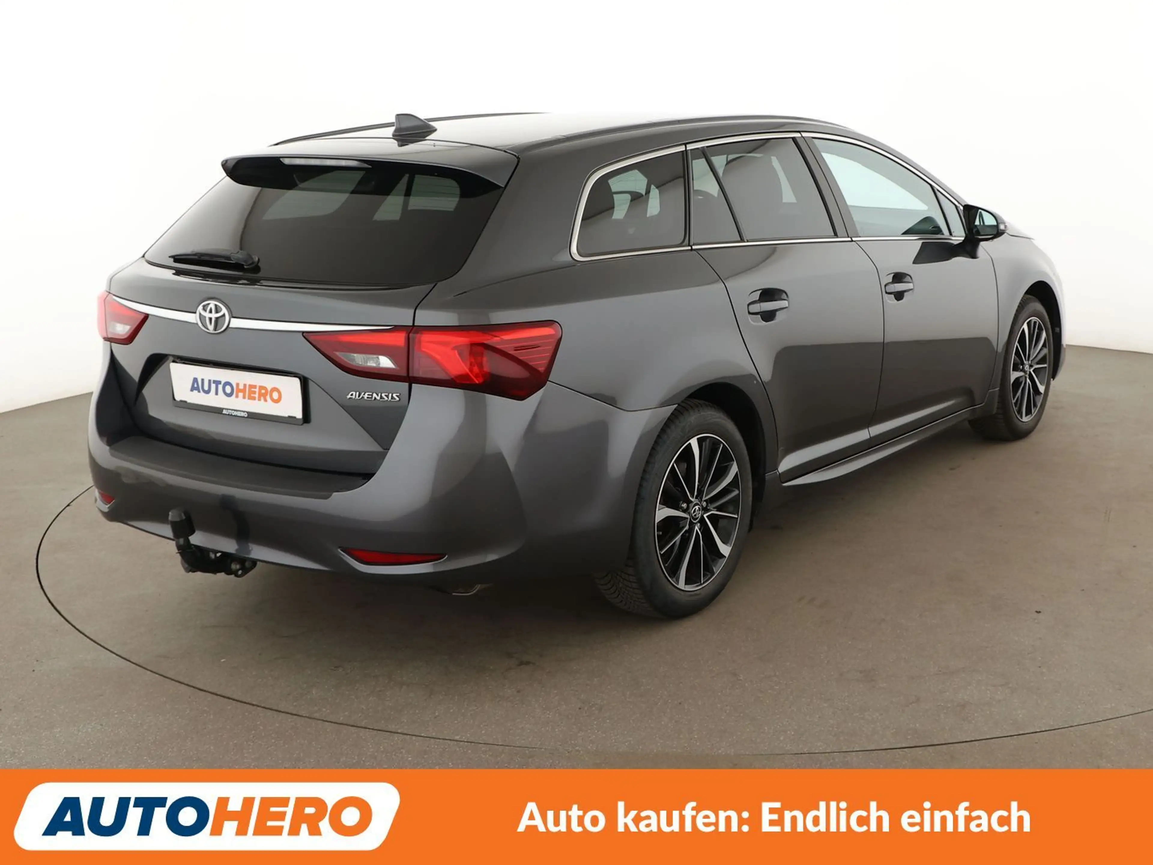 Toyota Avensis 1.8 Executive*NAVI*TEMPO*CAM*SHZ* — photo 6