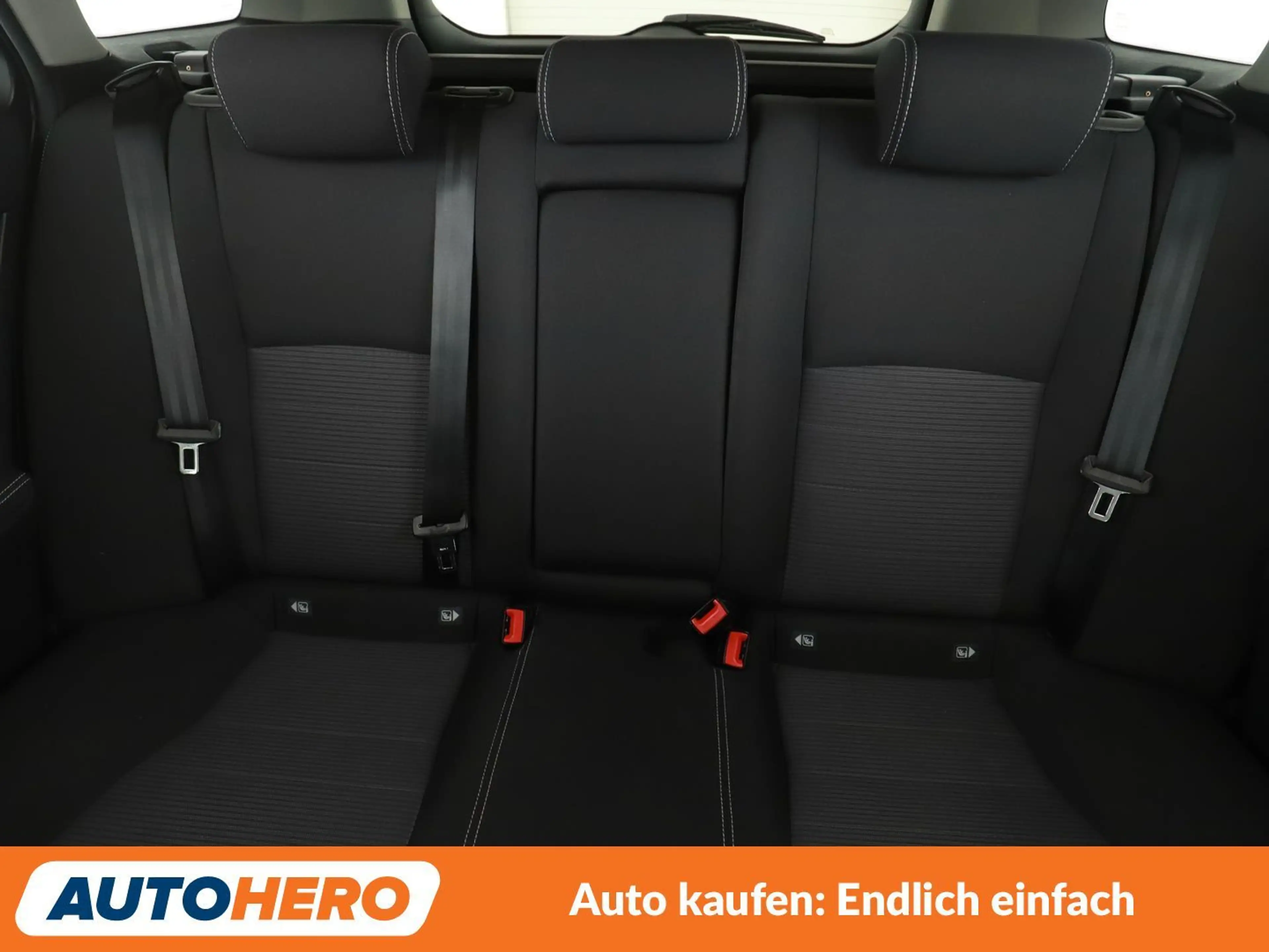 Toyota Avensis 1.8 Executive*NAVI*TEMPO*CAM*SHZ* — photo 15