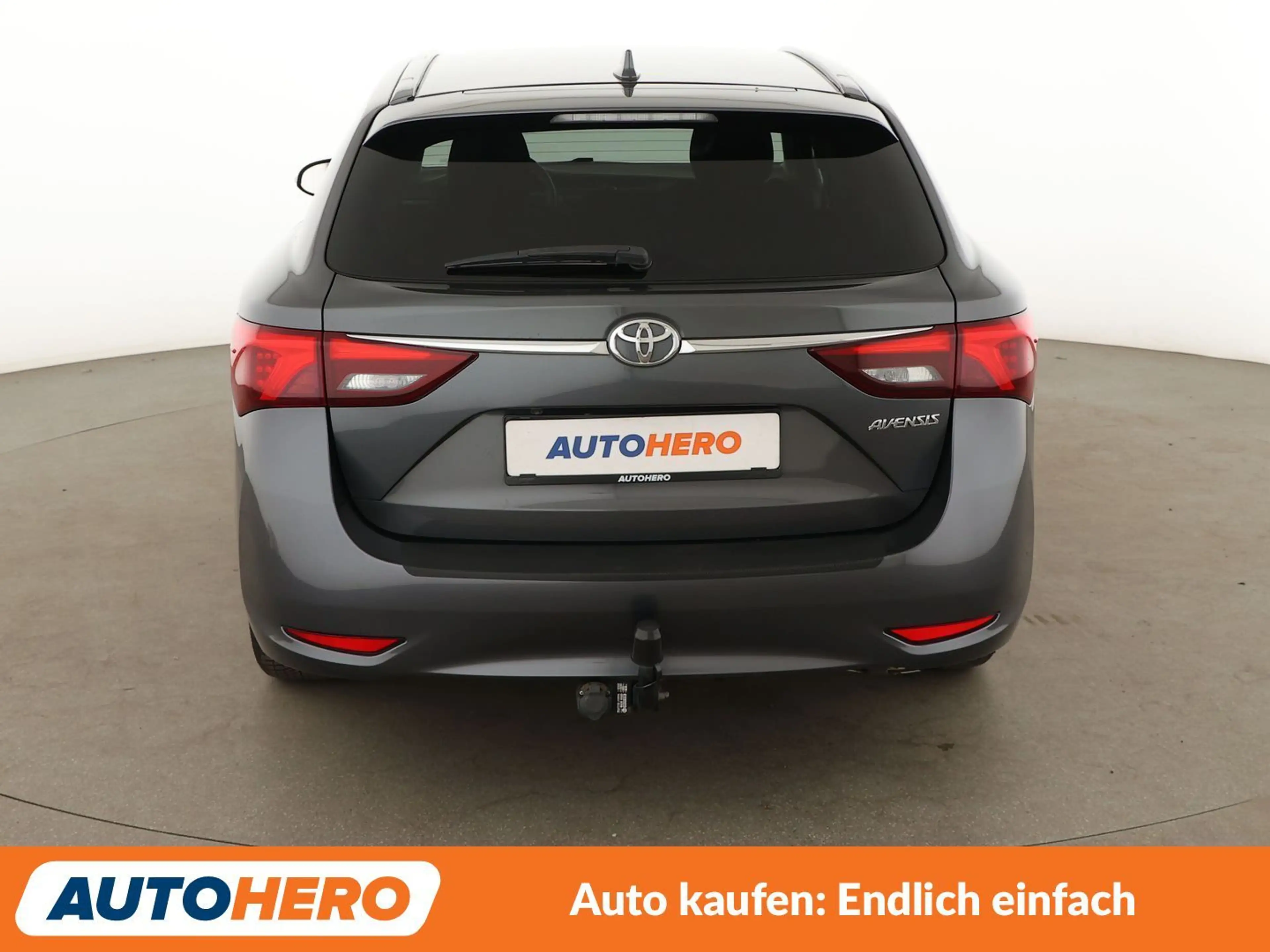 Toyota Avensis 1.8 Executive*NAVI*TEMPO*CAM*SHZ* — photo 5