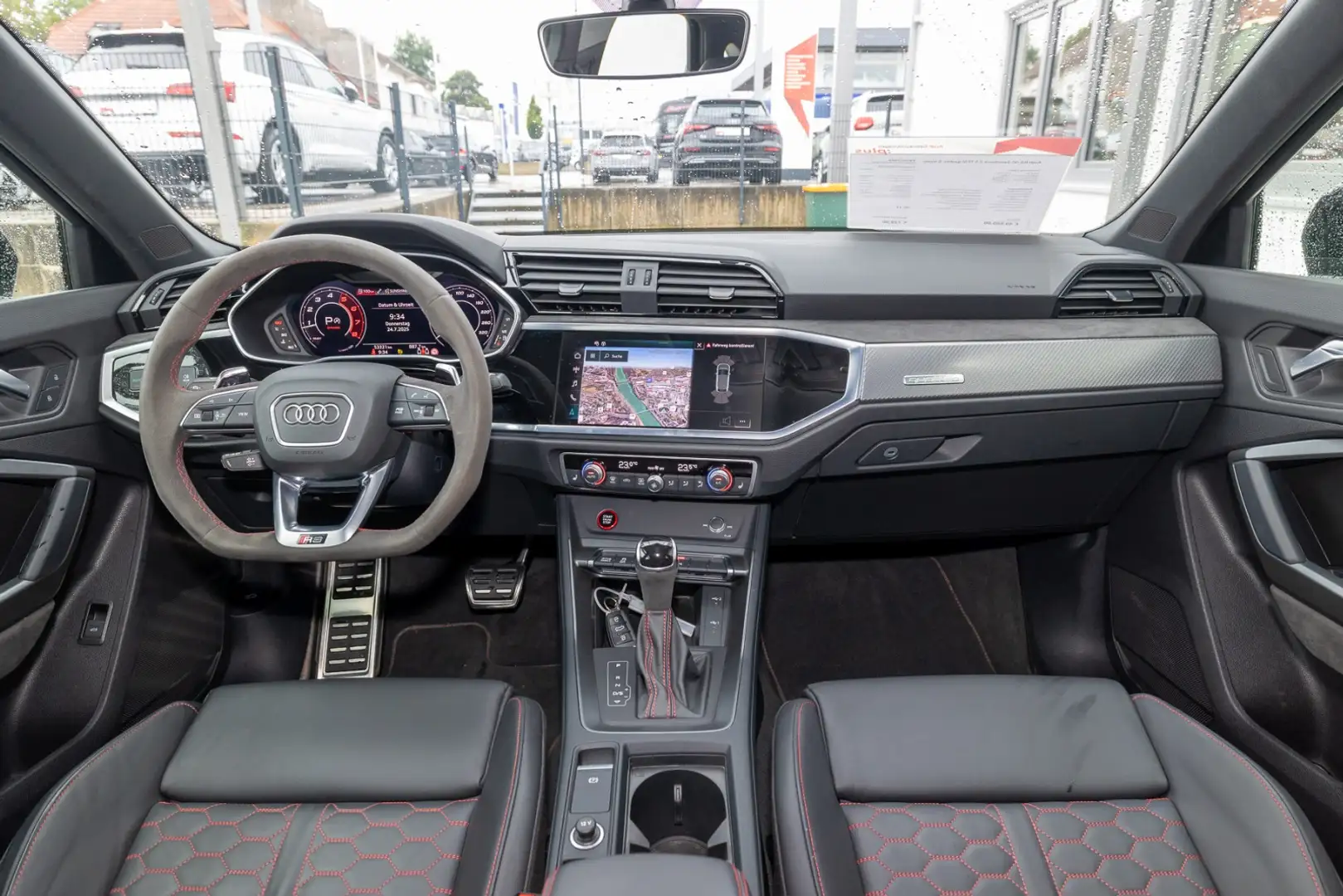 Audi RS Q3 Sportback 2.5 TFSI qu. S tr.(Matrix, Navi+, Schwarz - 2