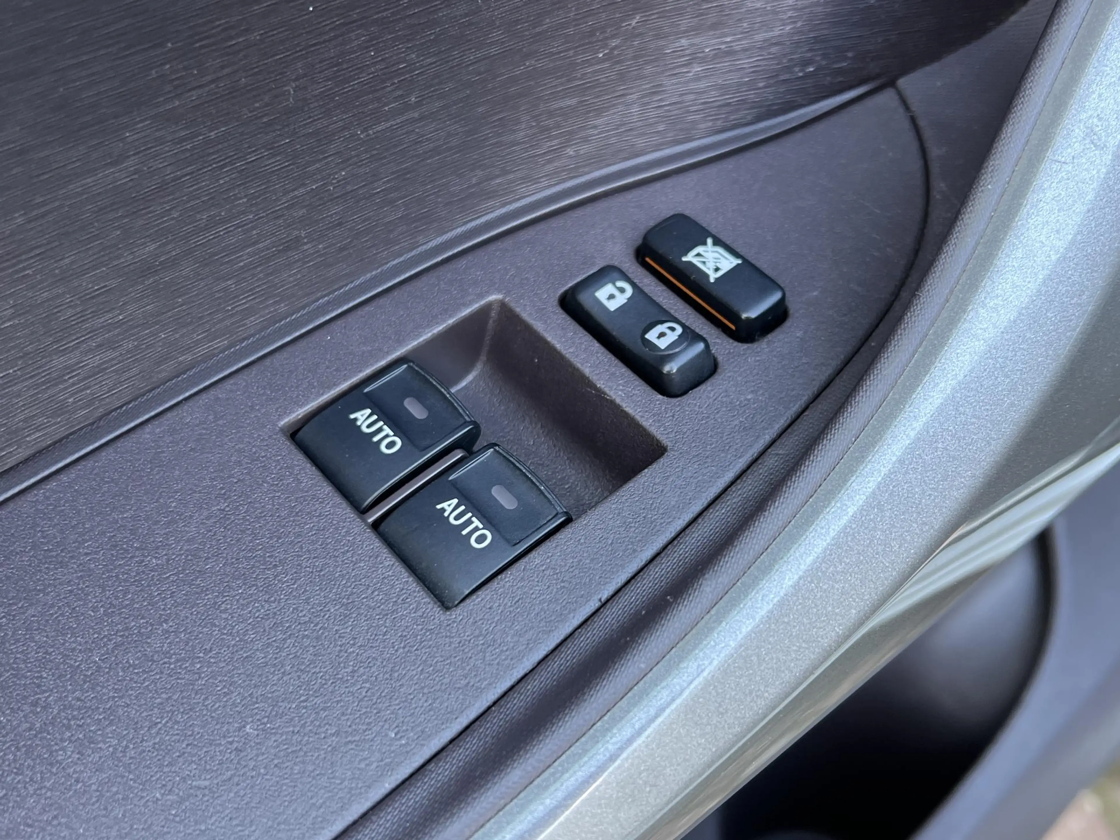 Toyota iQ 1.0 VVTi Aspiration Plus | Stoelverwarming, Half l — photo 17