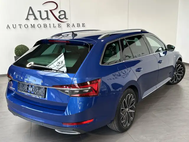 Skoda Superb view 5