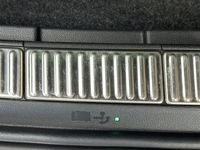 Skoda Superb view 9