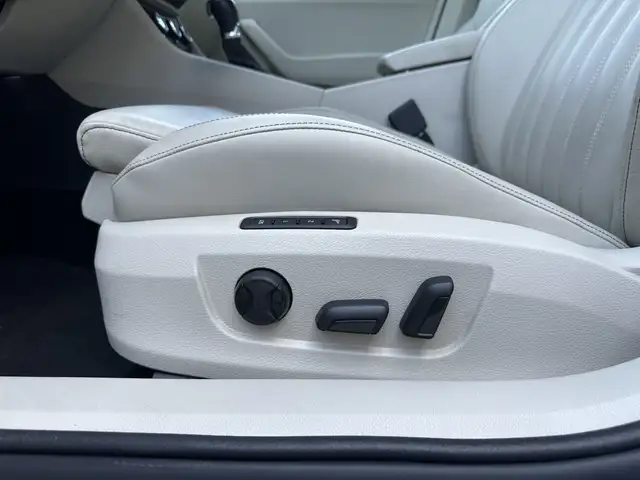 Skoda Superb view 12