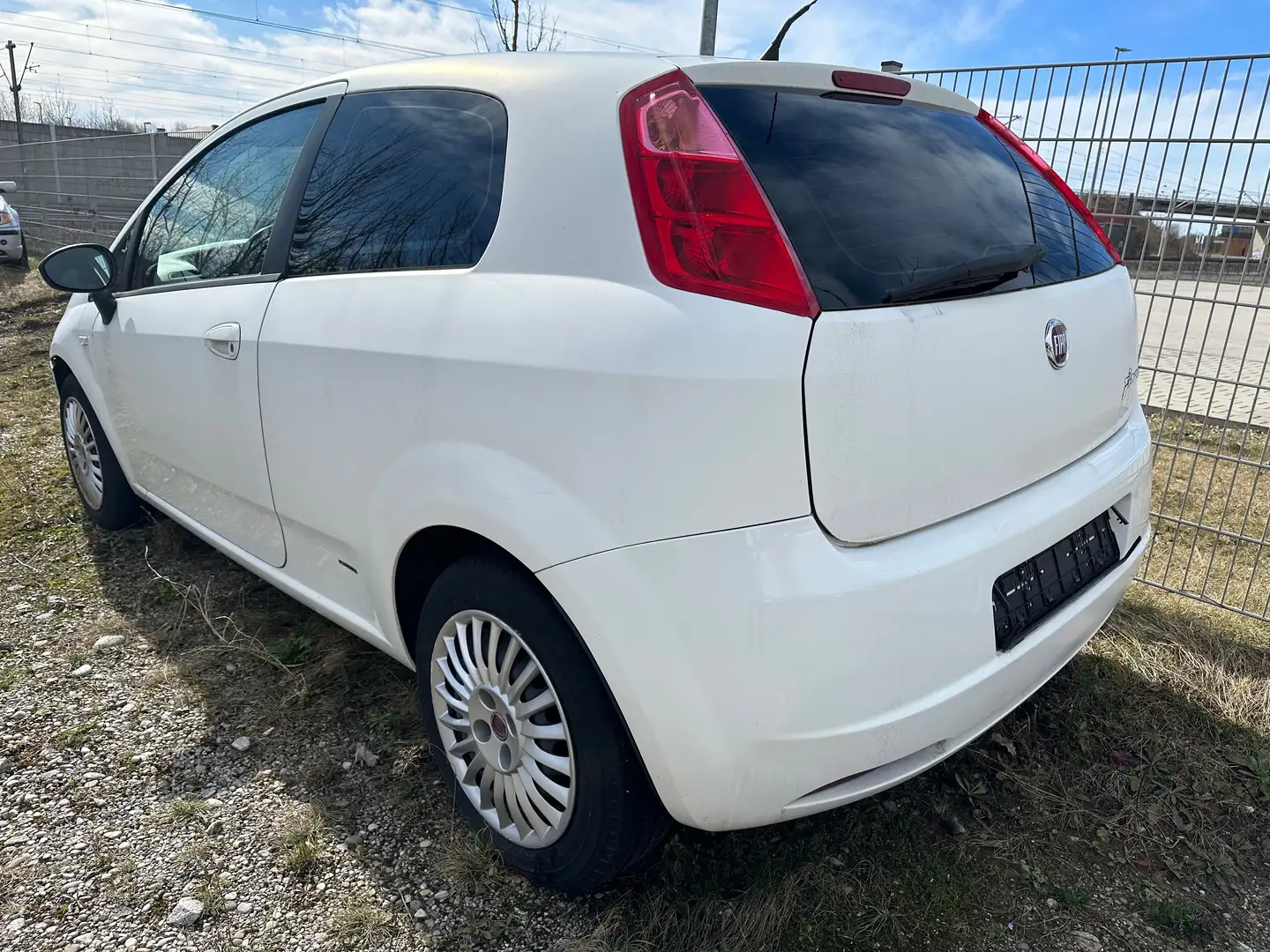 Fiat Grande Punto 1.4 8V Feel *WENIG KM*EURO 4*KLIMA* Білий - 1