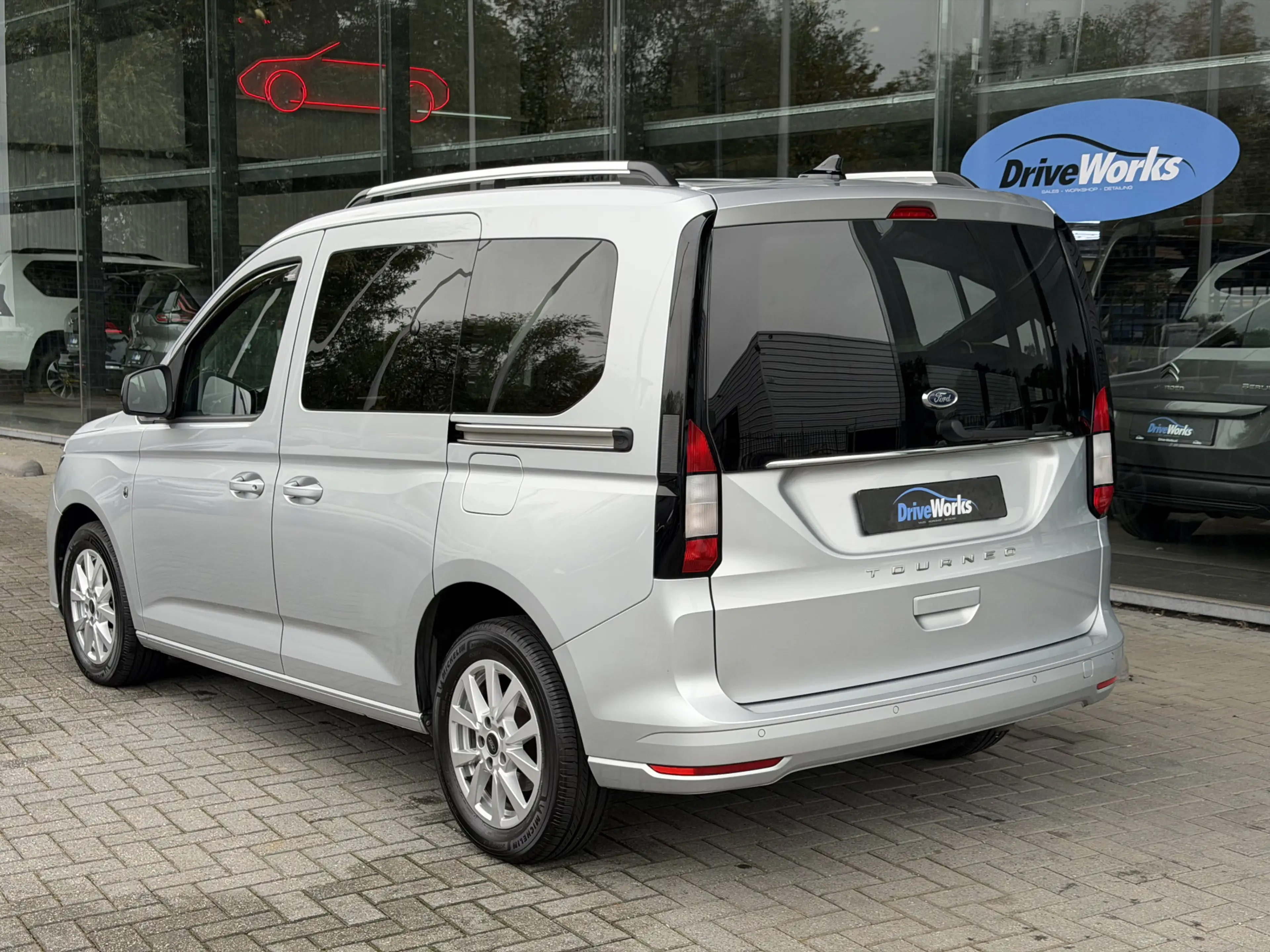 Ford Tourneo Connect | 1.5 TSI 7p | Adaptive CC | Winter-pakket | Carpl — photo 2