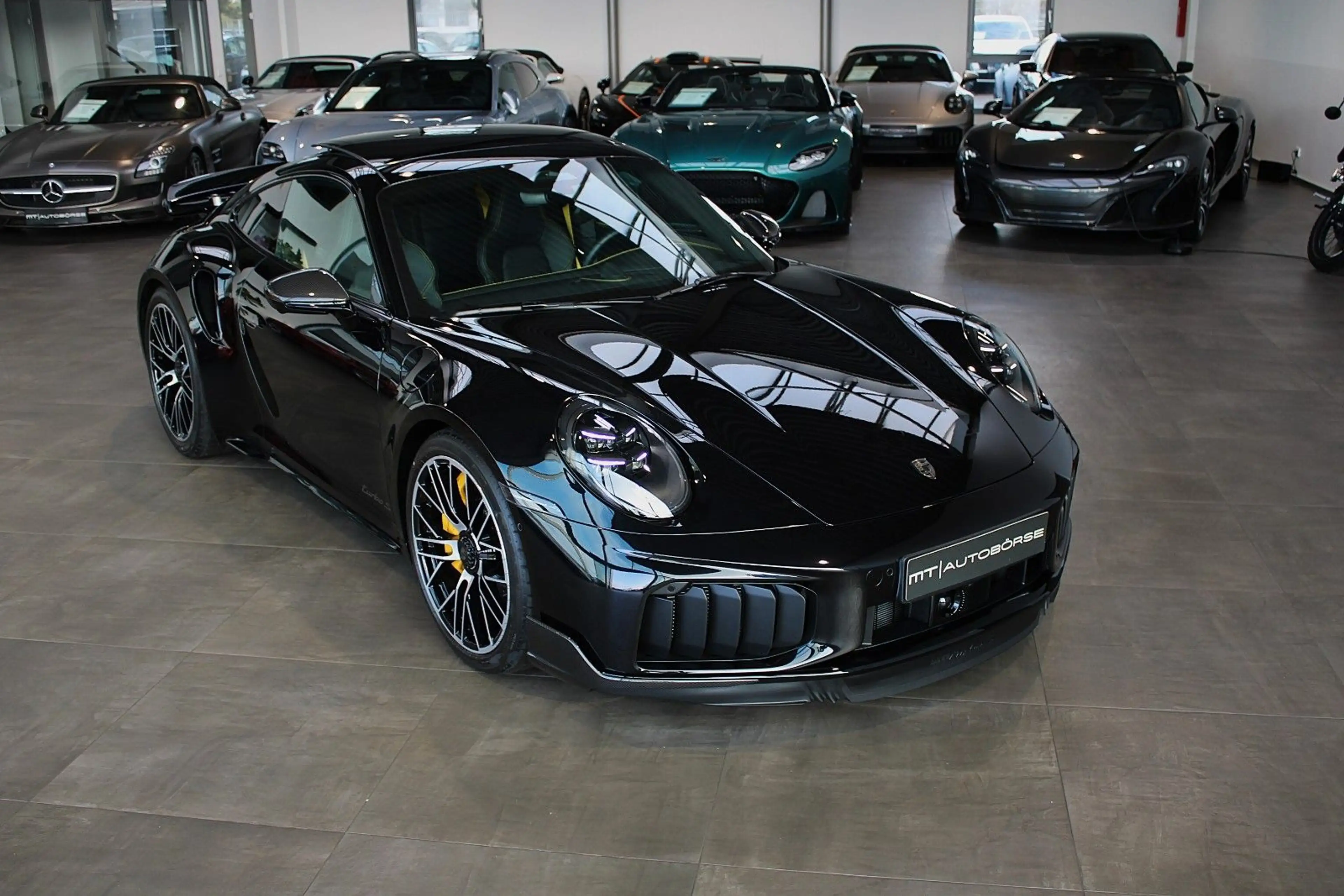 Porsche 911 TURBO S NEW EXKLUSIV SPORT-DESIGN CARBON — photo 15