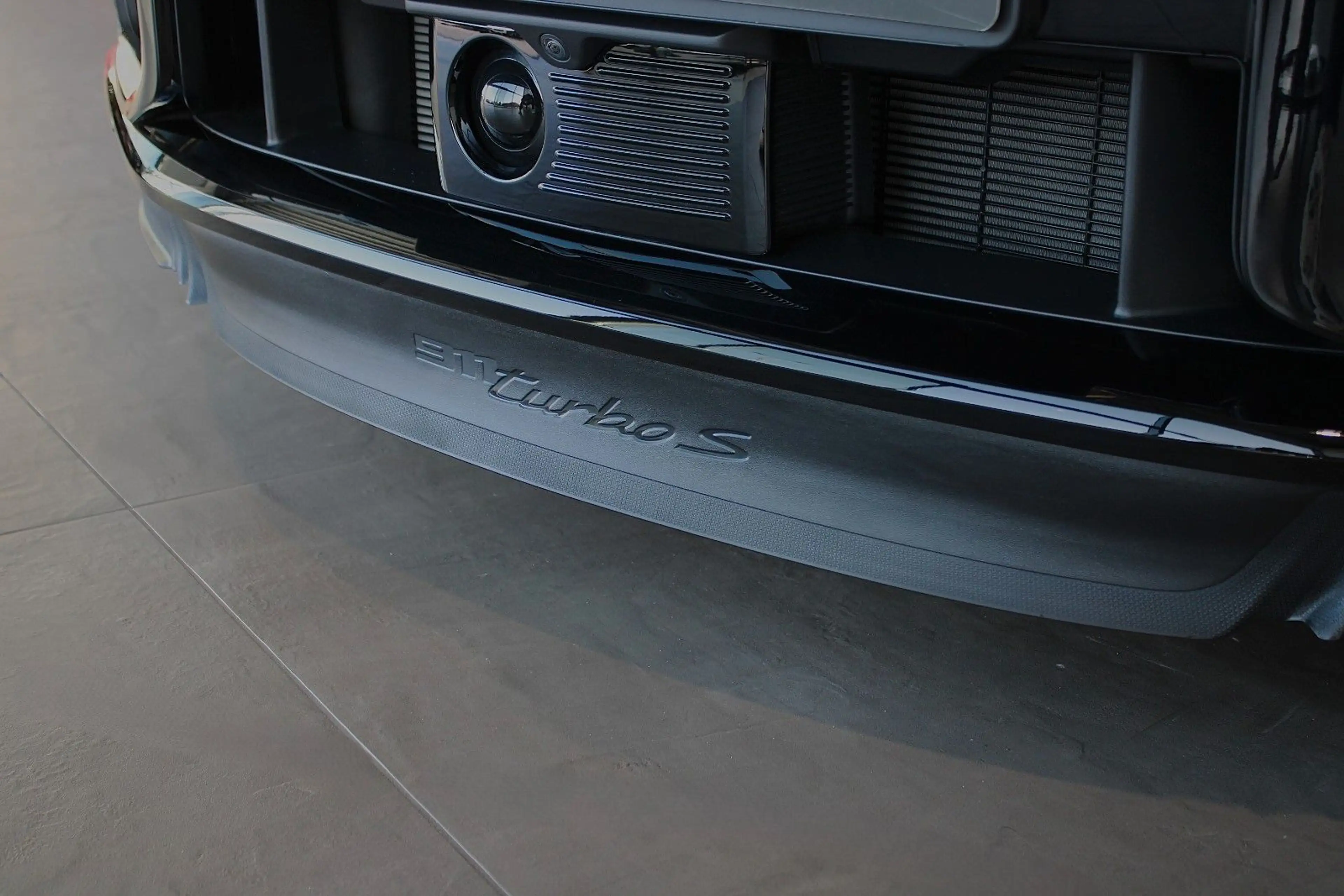 Porsche 911 TURBO S NEW EXKLUSIV SPORT-DESIGN CARBON — photo 9