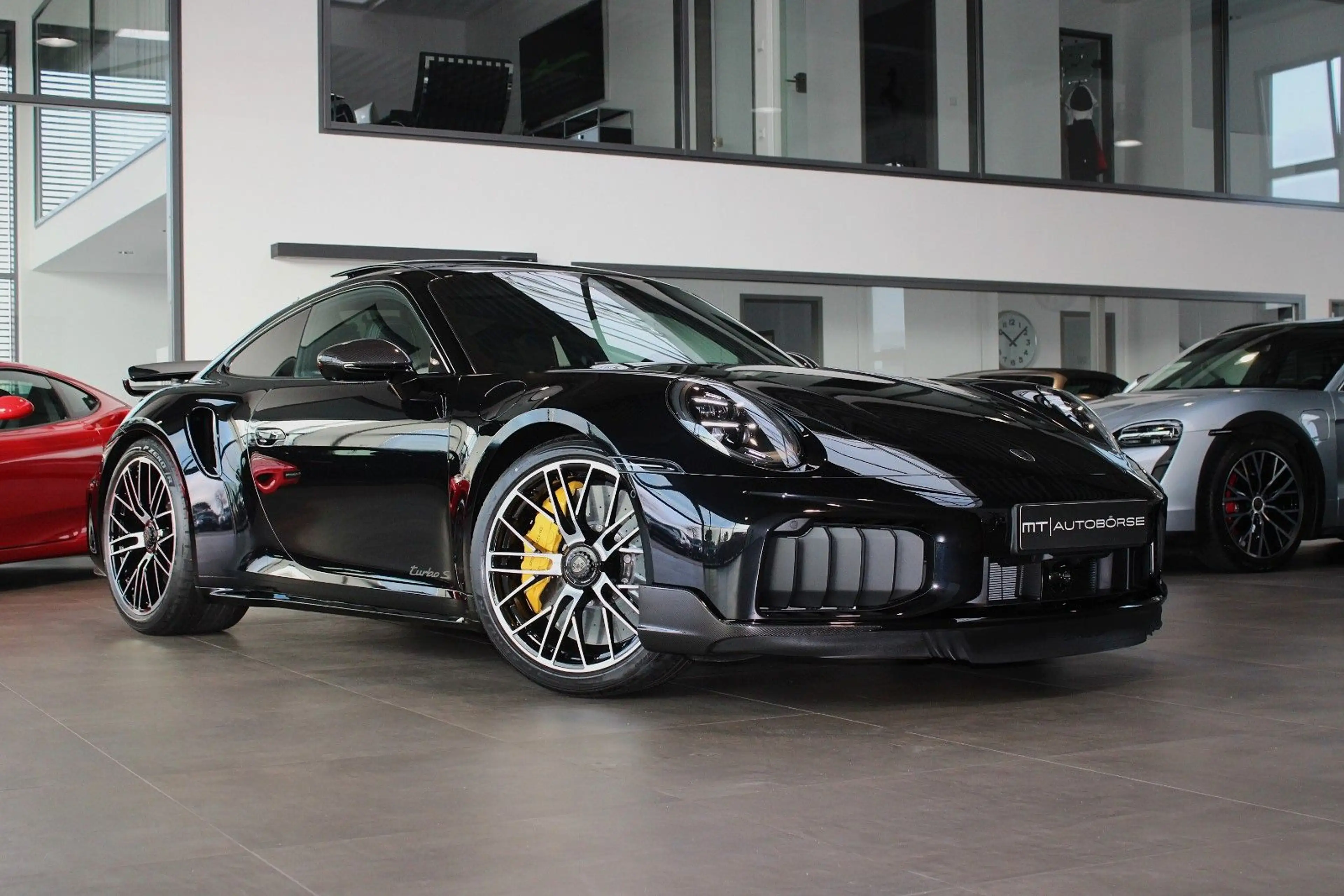 Porsche 911 TURBO S NEW EXKLUSIV SPORT-DESIGN CARBON — photo 13