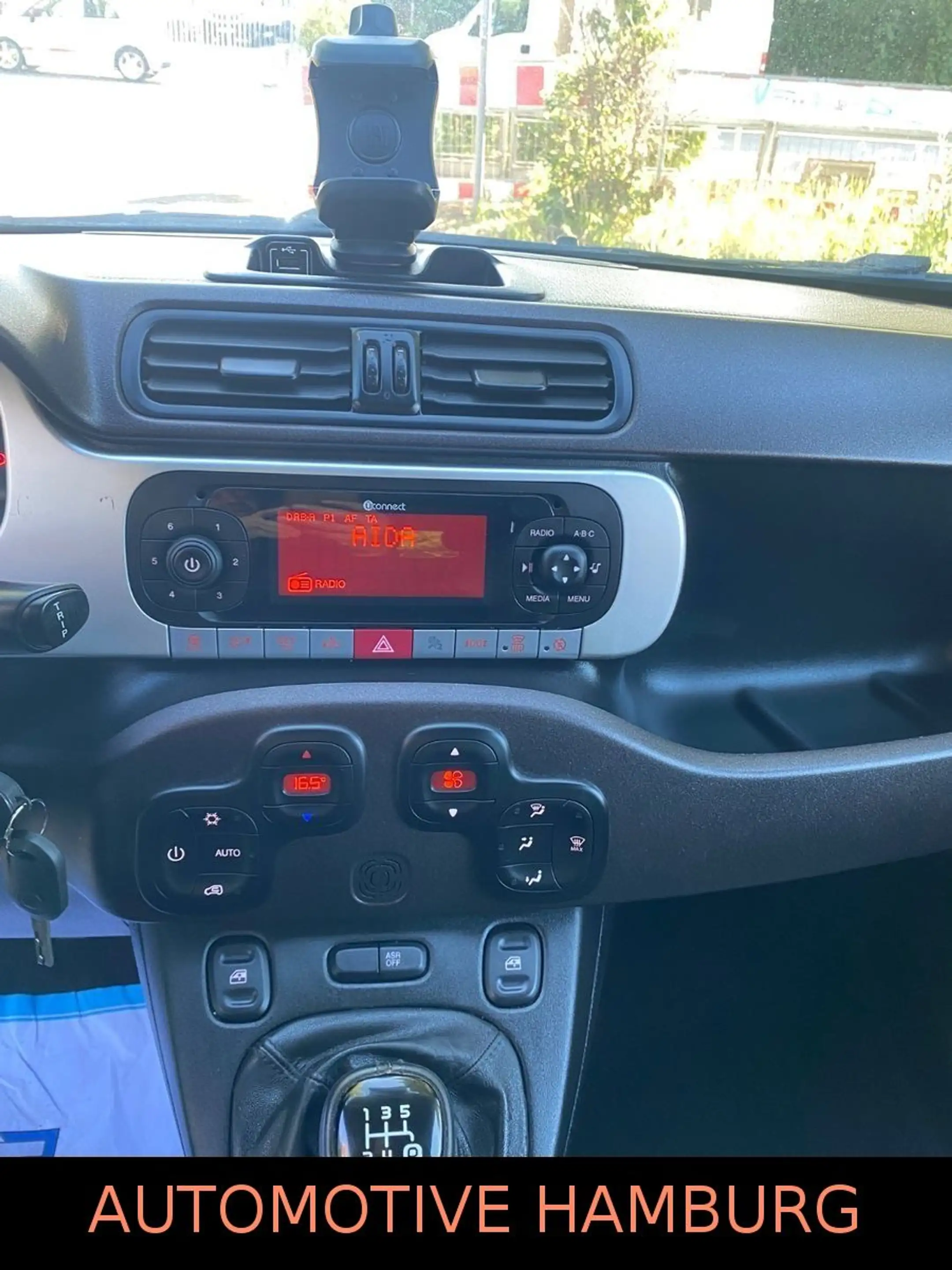 Fiat New Panda CROSS*Klima*Leder*Sitzheizung* — photo 8
