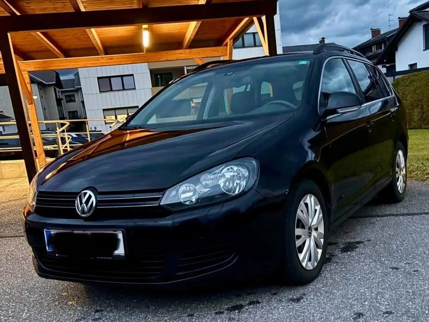Volkswagen Golf Variant Golf Variant Comfortline 1,6 TDI DPF Comfortline Schwarz - 1