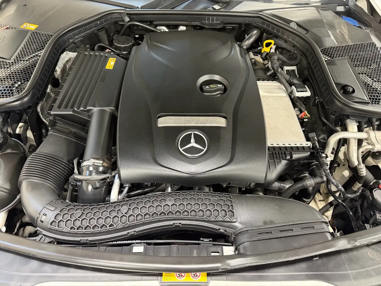 Mercedes-Benz C-Class photo Mercedes-Benz C-Class