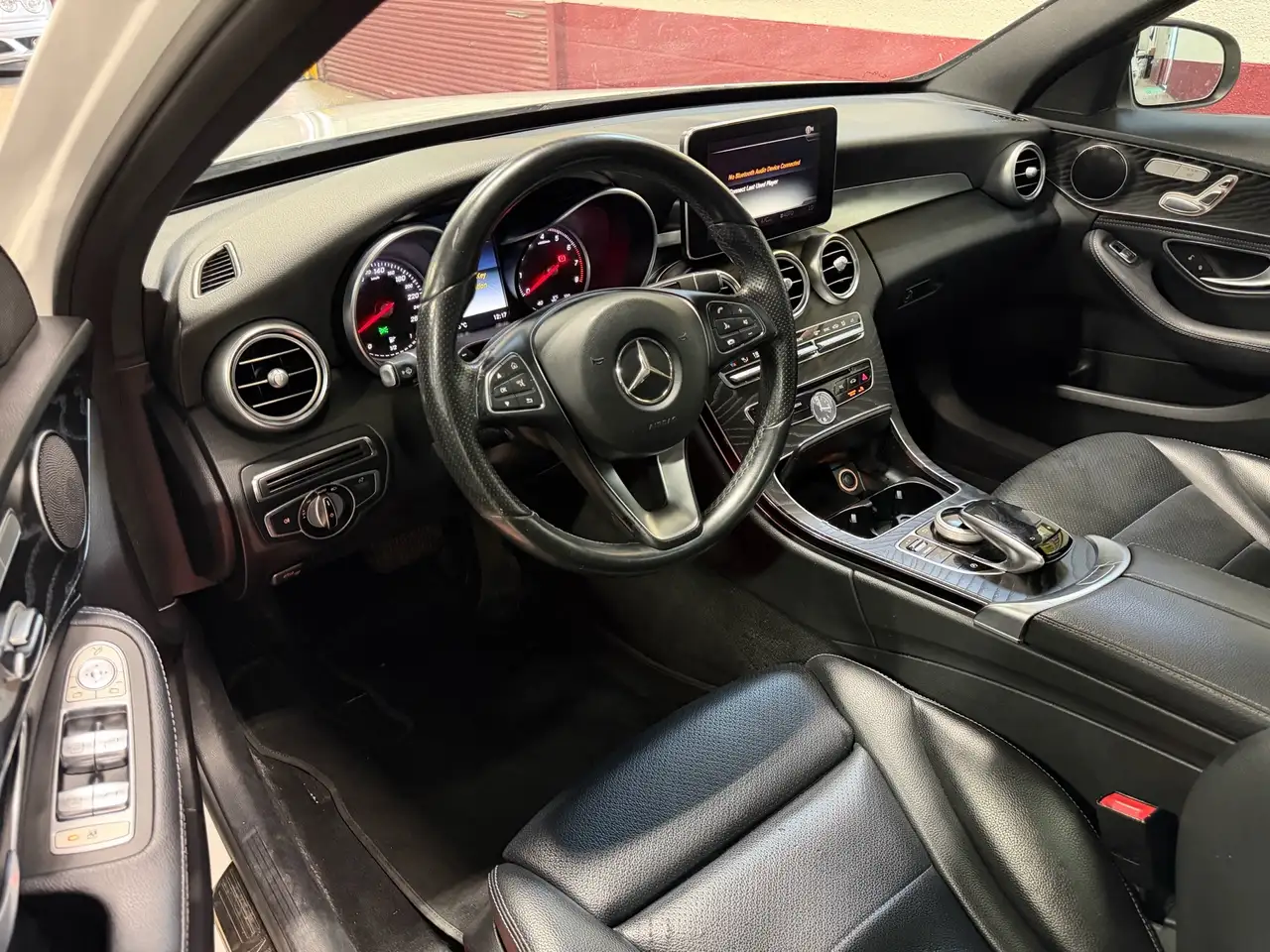 Mercedes-Benz C-Class photo Mercedes-Benz C-Class