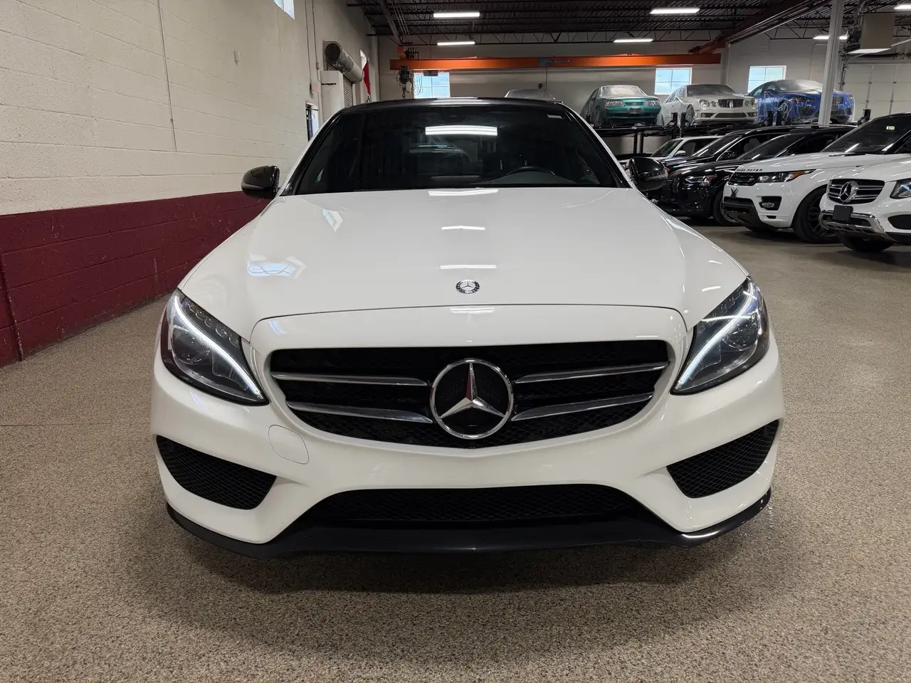 Mercedes-Benz C-Class photo Mercedes-Benz C-Class