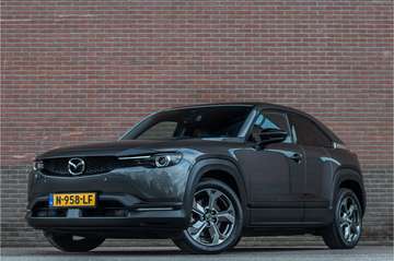 e-SkyActiv Premium, 360 camera, BOSE, Matrix LED,