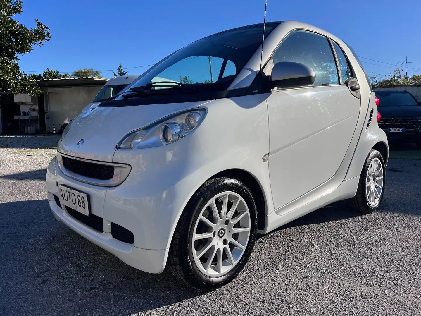 smart forTwo Fortwo 1.0 more white 71cv Bianco - 1