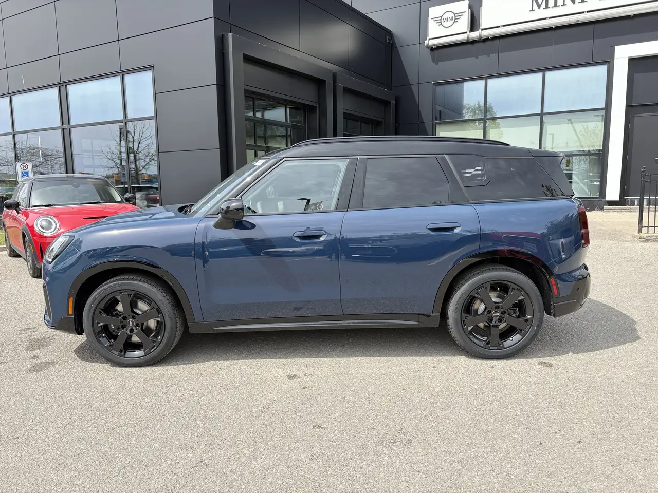MINI Countryman снимка MINI Countryman